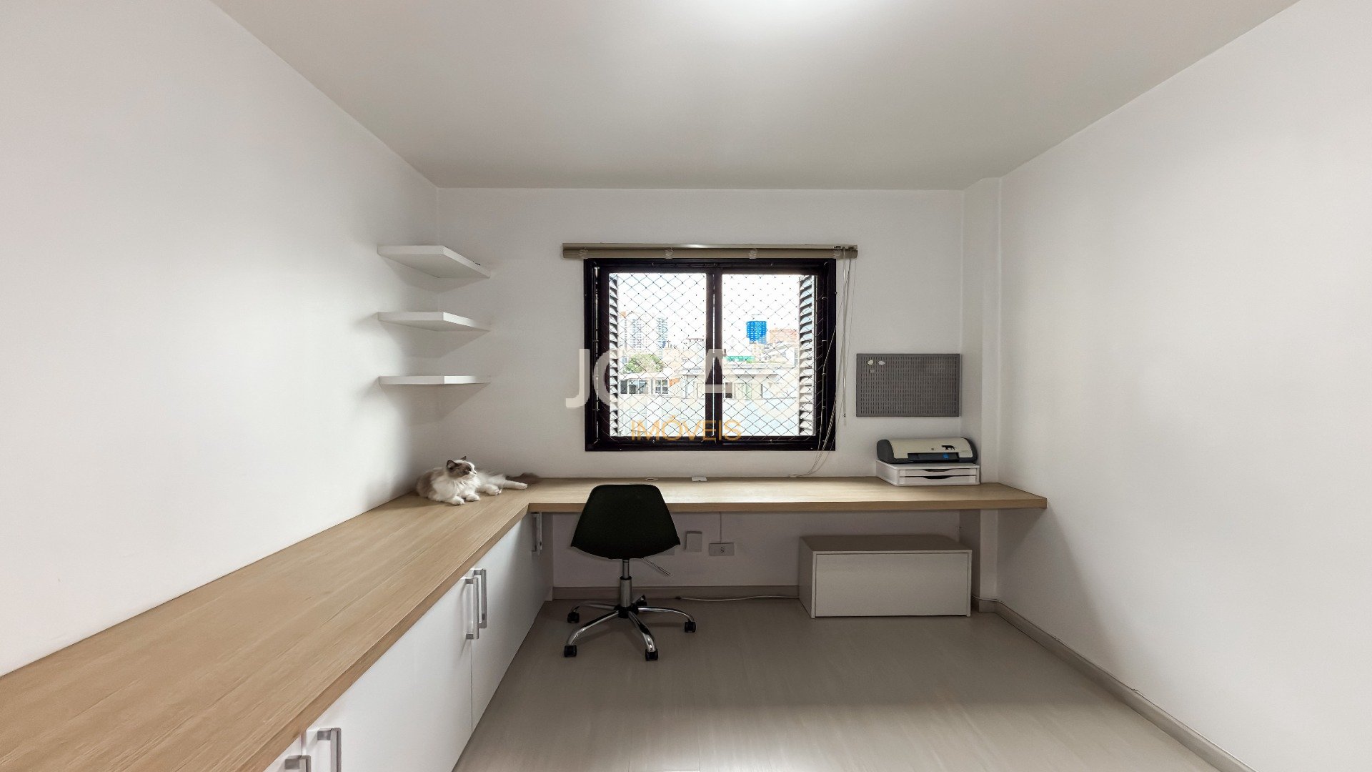 APARTAMENTO DE 70M² COM 2 QUARTOS (1 SUÍTE) NO BATEL