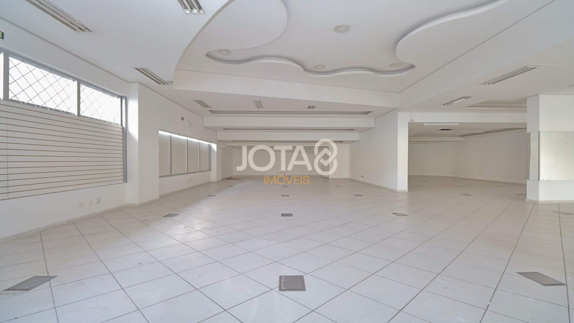 LOJA COMERCIAL PARA LOCAÇÃO NO CENTRO DE CURITIBA