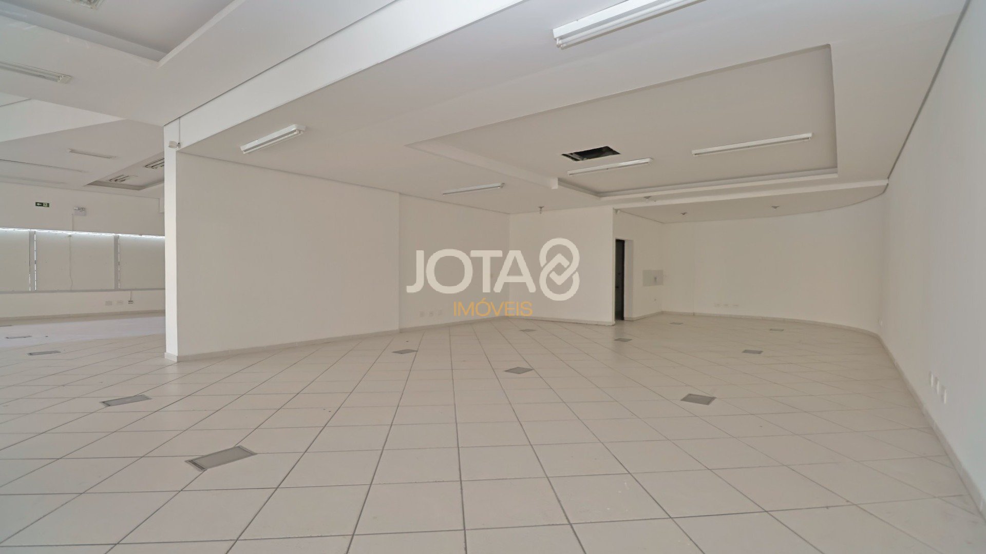LOJA COMERCIAL PARA LOCAÇÃO NO CENTRO DE CURITIBA