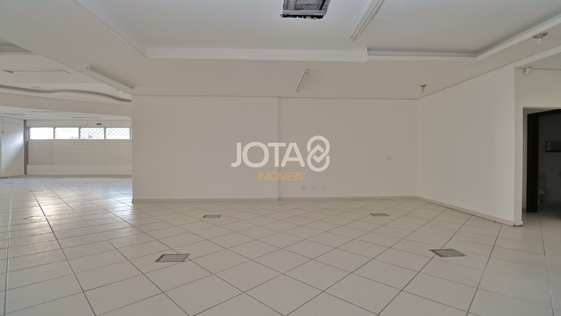 LOJA COMERCIAL PARA LOCAÇÃO NO CENTRO DE CURITIBA