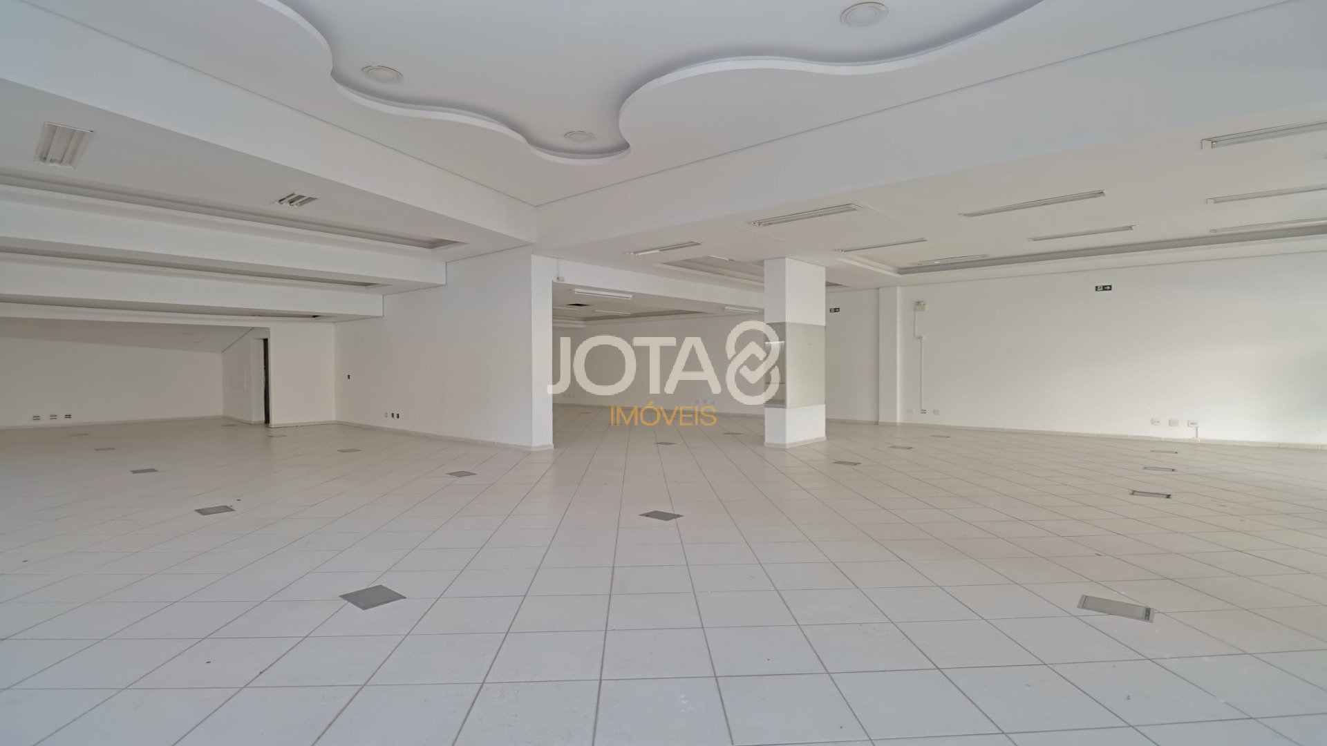 LOJA COMERCIAL PARA LOCAÇÃO NO CENTRO DE CURITIBA