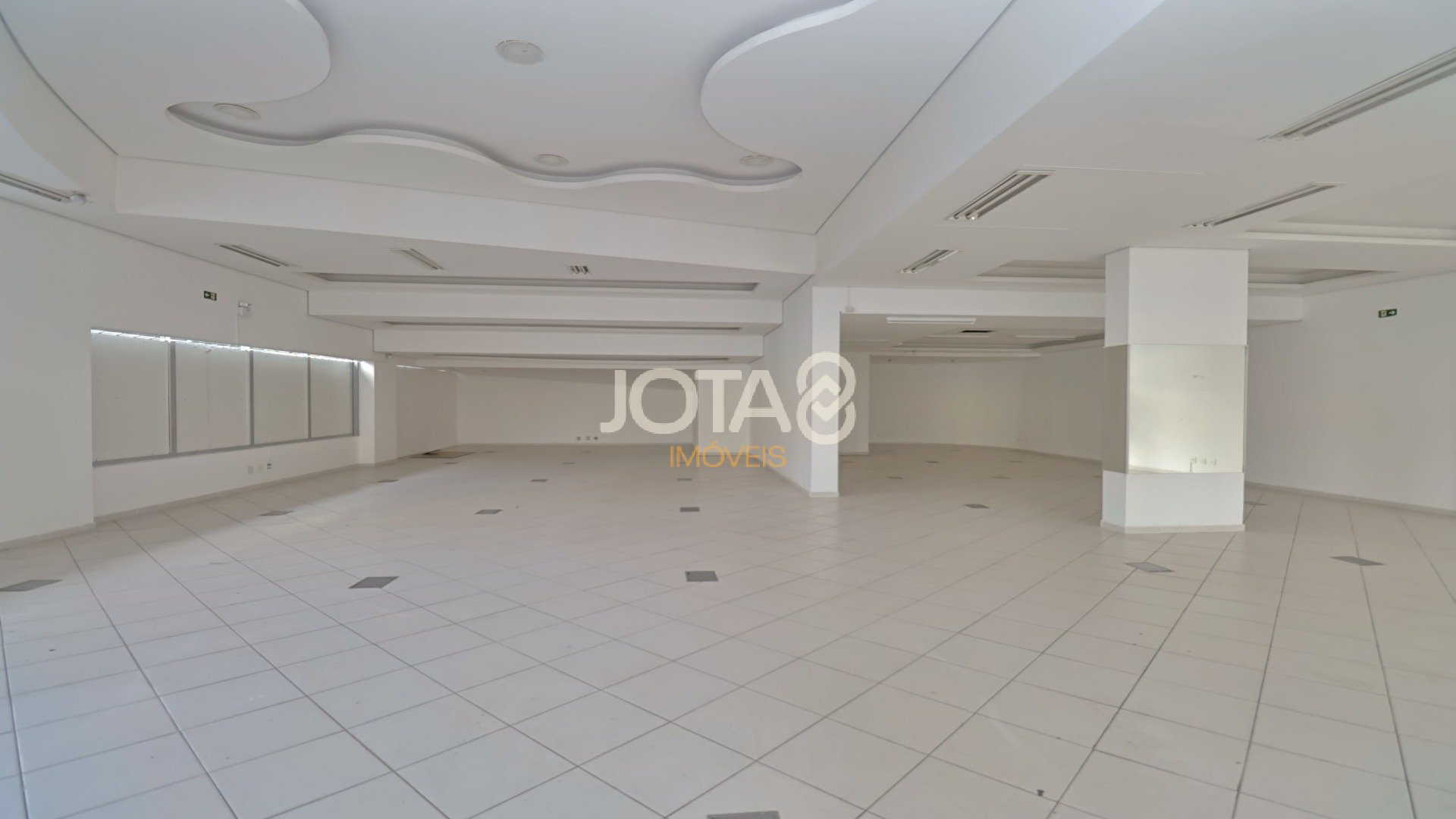 LOJA COMERCIAL PARA LOCAÇÃO NO CENTRO DE CURITIBA