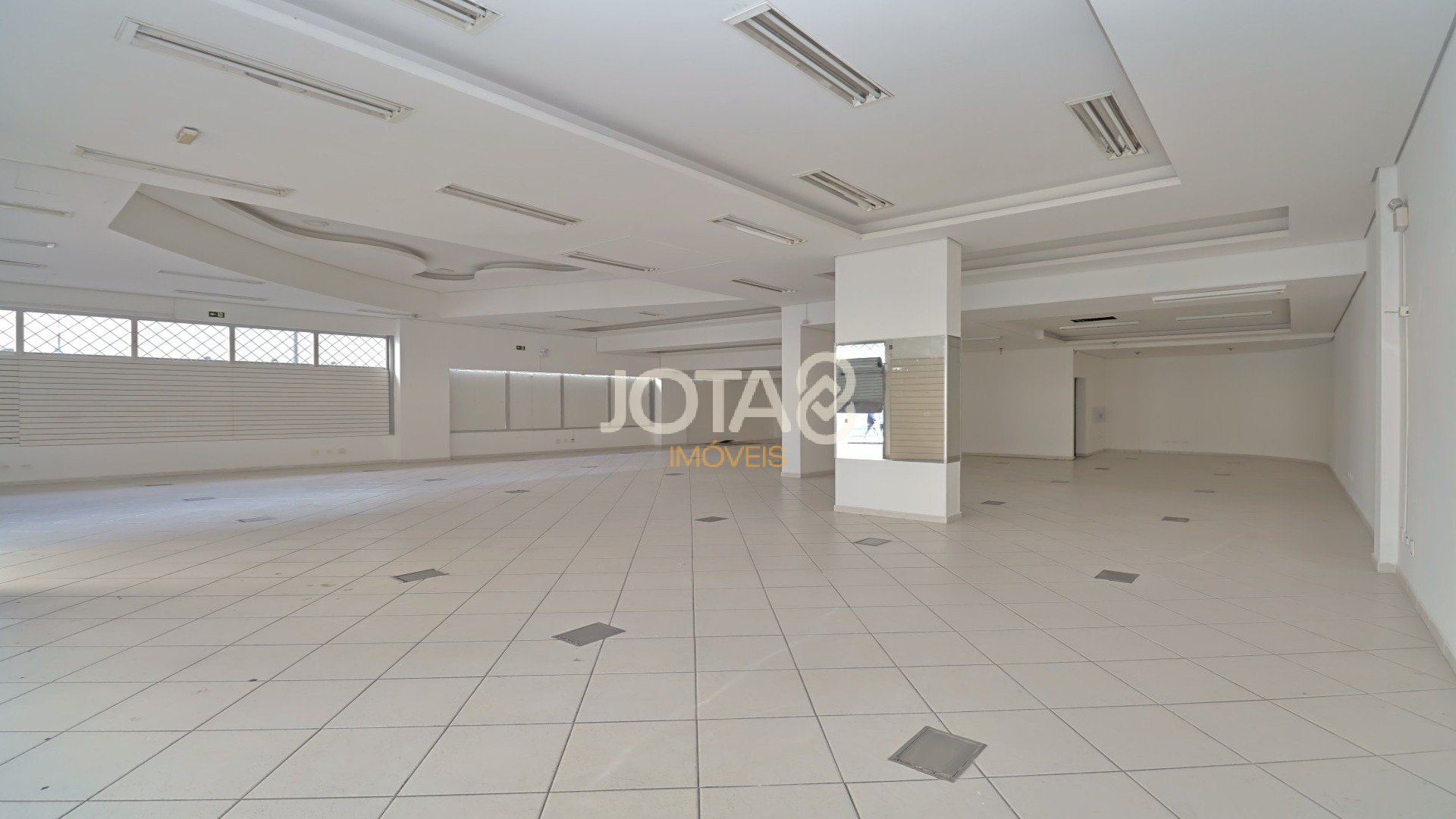 LOJA COMERCIAL PARA LOCAÇÃO NO CENTRO DE CURITIBA