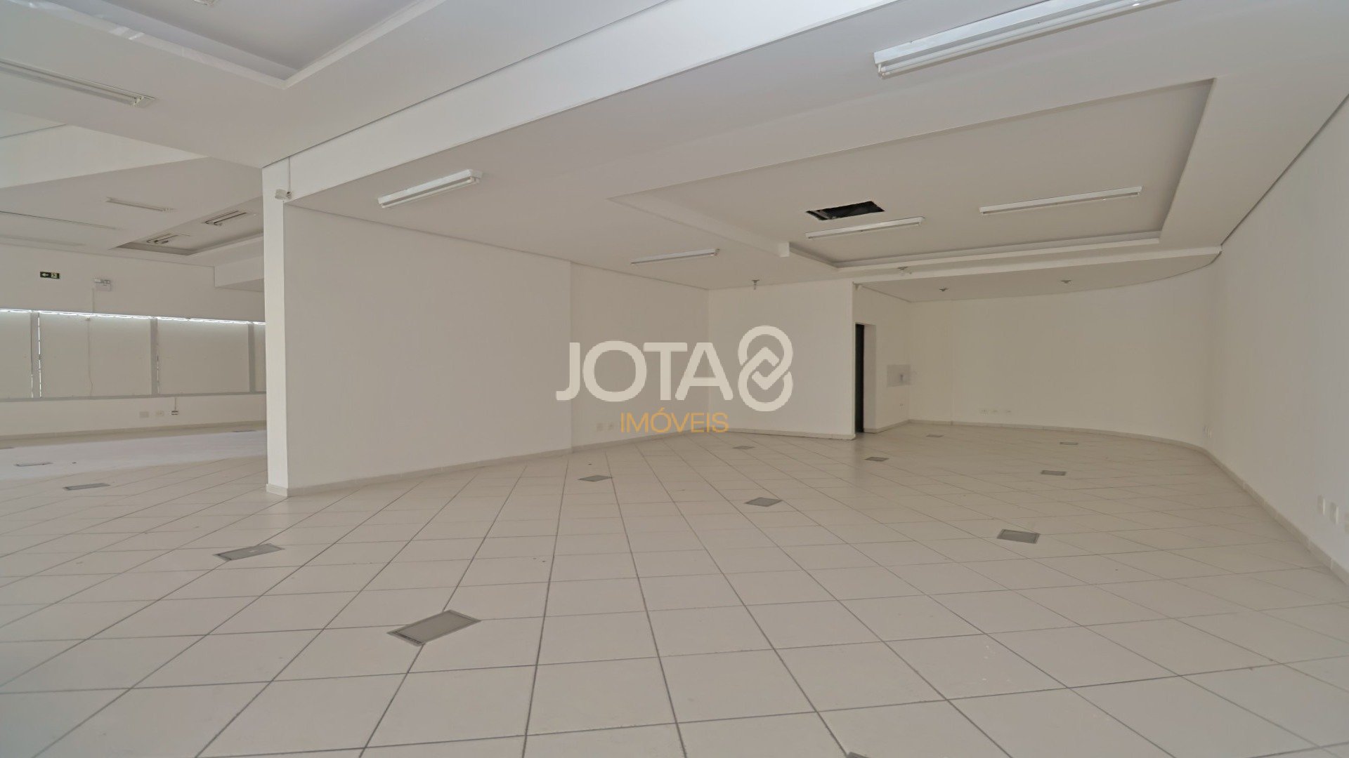 LOJA COMERCIAL PARA LOCAÇÃO NO CENTRO DE CURITIBA