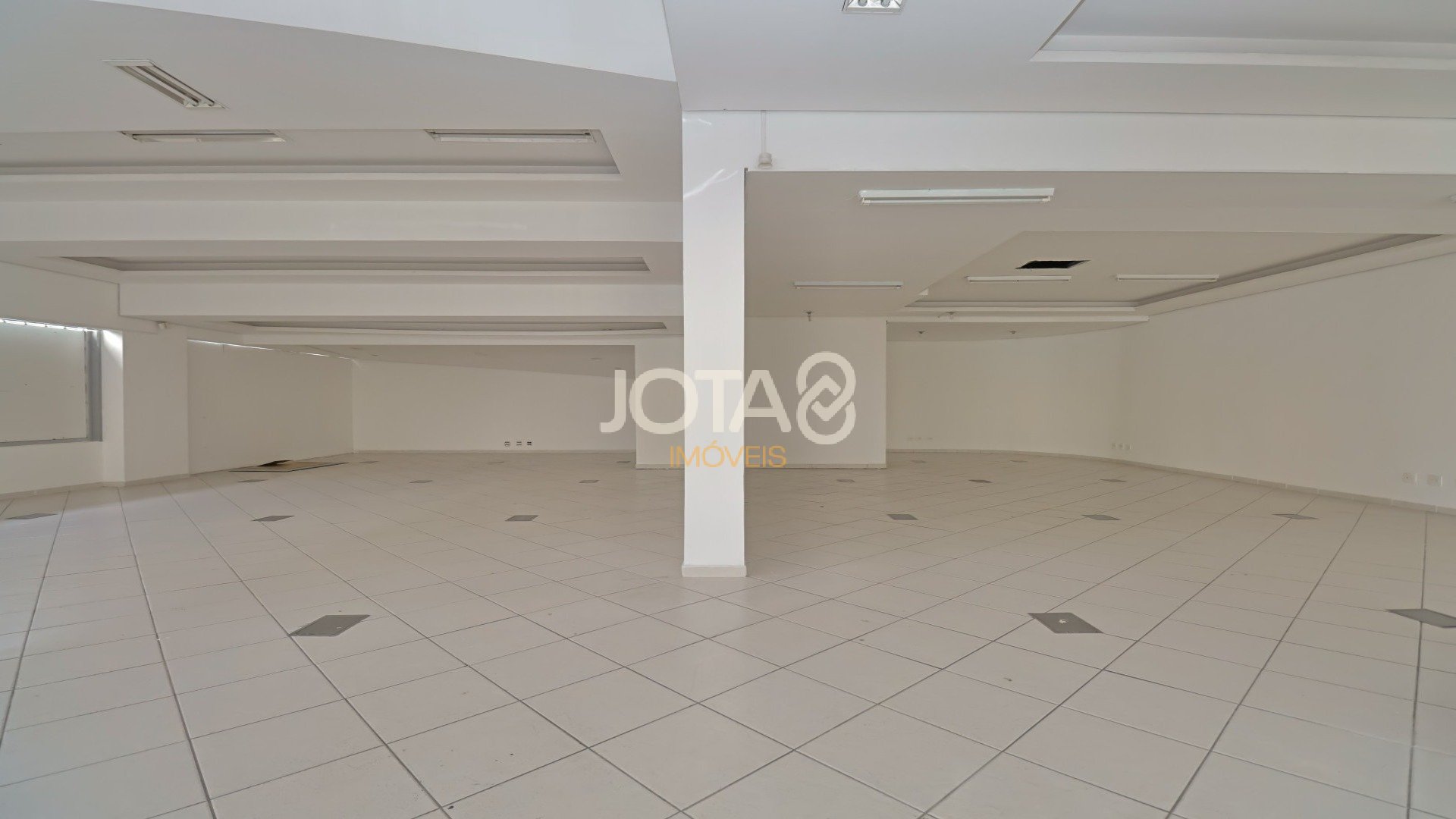 LOJA COMERCIAL PARA LOCAÇÃO NO CENTRO DE CURITIBA