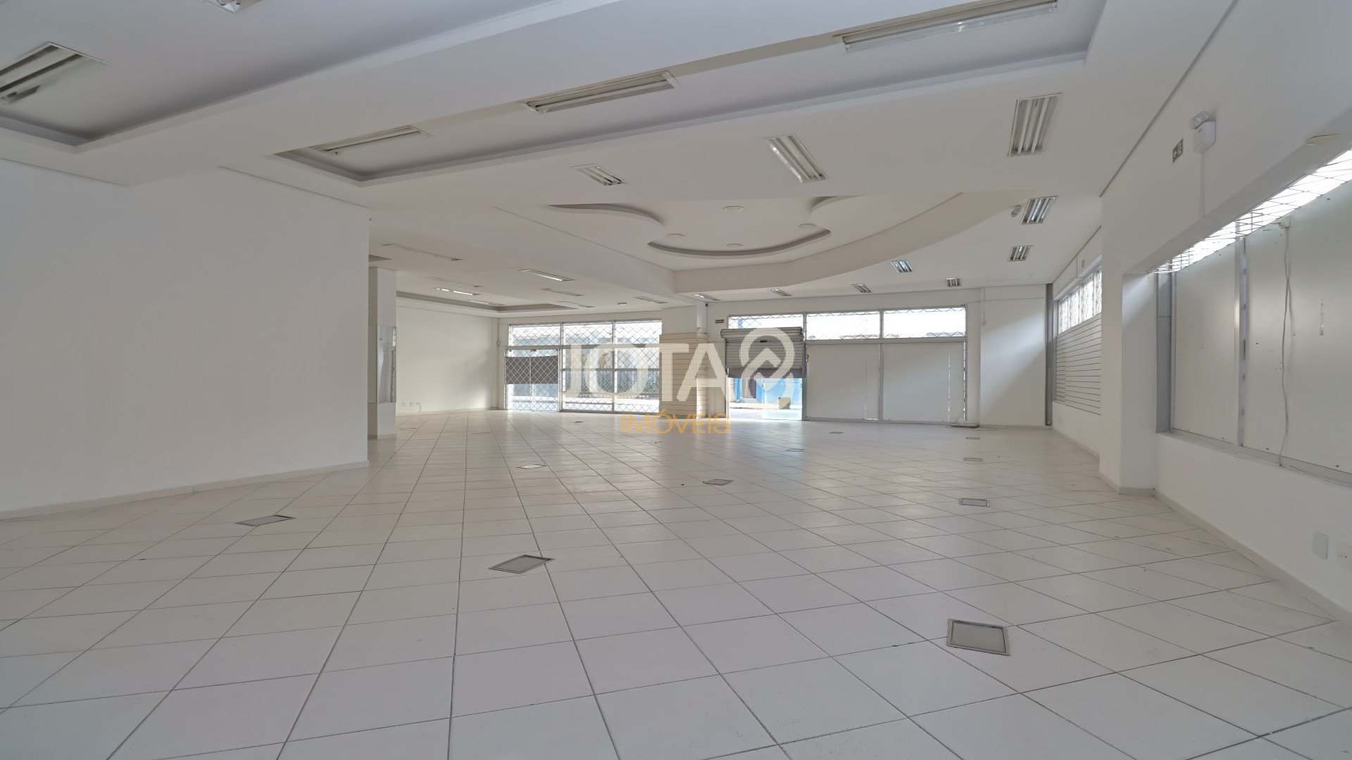 LOJA COMERCIAL PARA LOCAÇÃO NO CENTRO DE CURITIBA