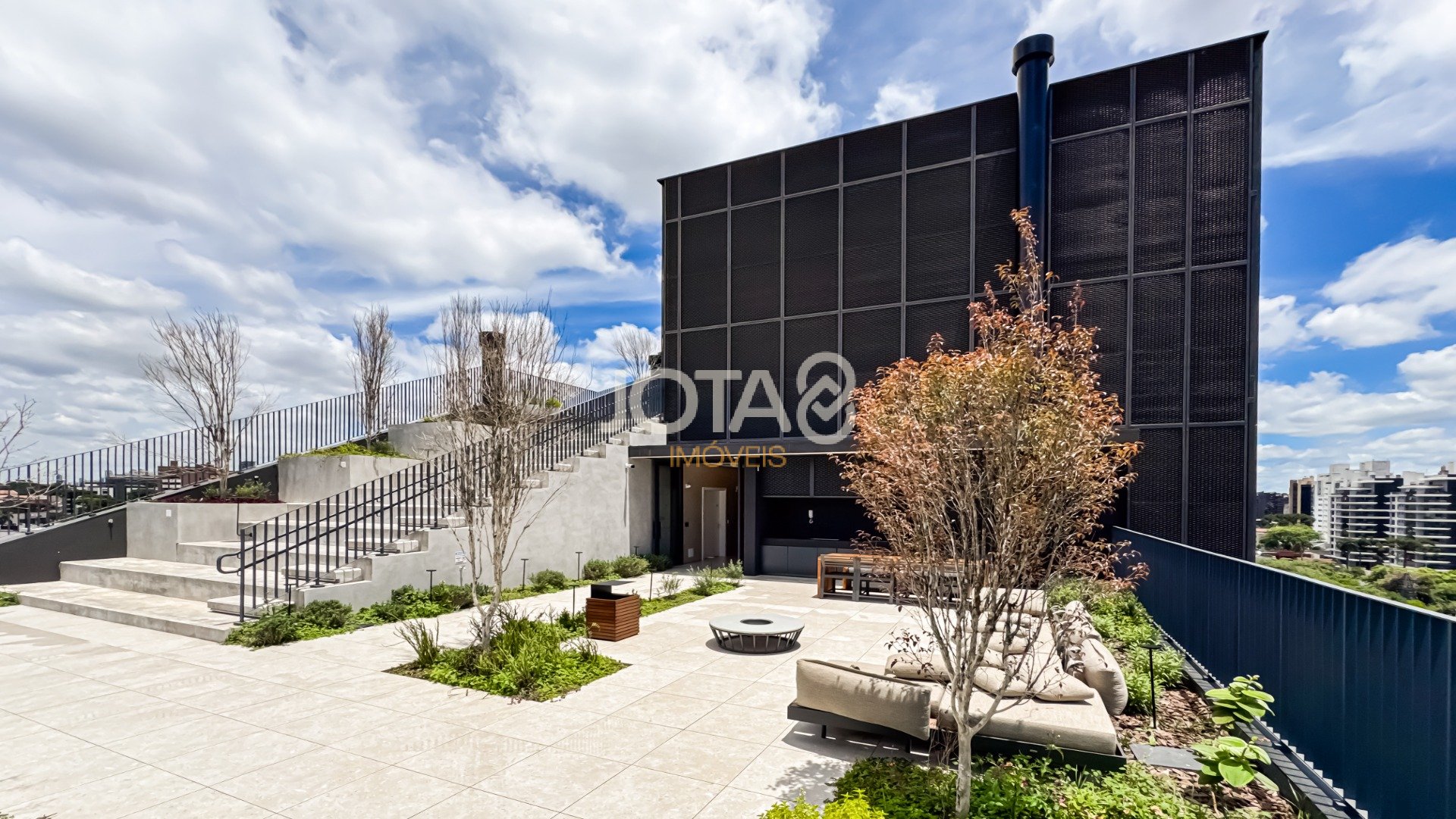 APARTAMENTO NOVO NO BATEL COM 2 QUARTOS