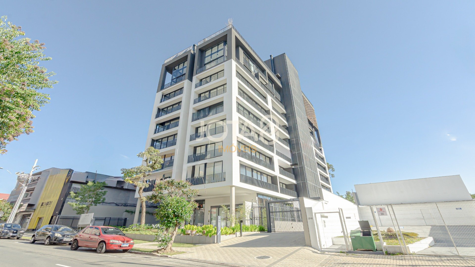 APARTAMENTO NOVO NO BATEL COM 2 QUARTOS