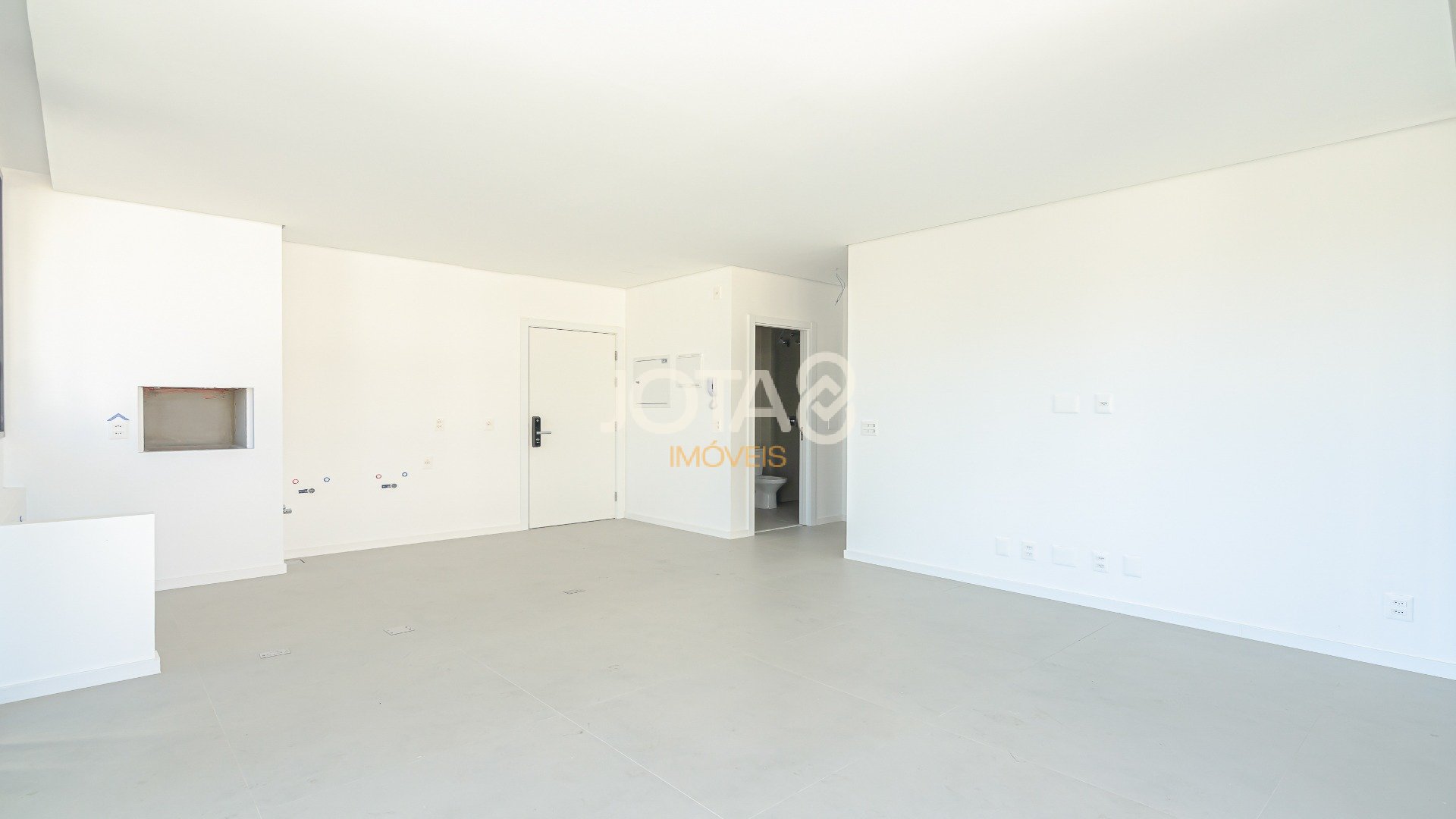 APARTAMENTO NOVO NO BATEL COM 2 QUARTOS