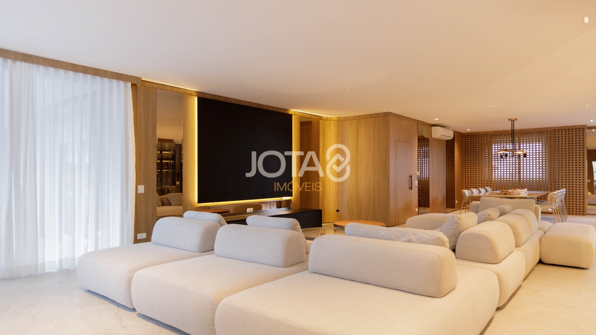 SOFISTICADO APARTAMENTO COM 3 SUÍTES NO CONDOMÍNIO CLUBE THE ISLAND
