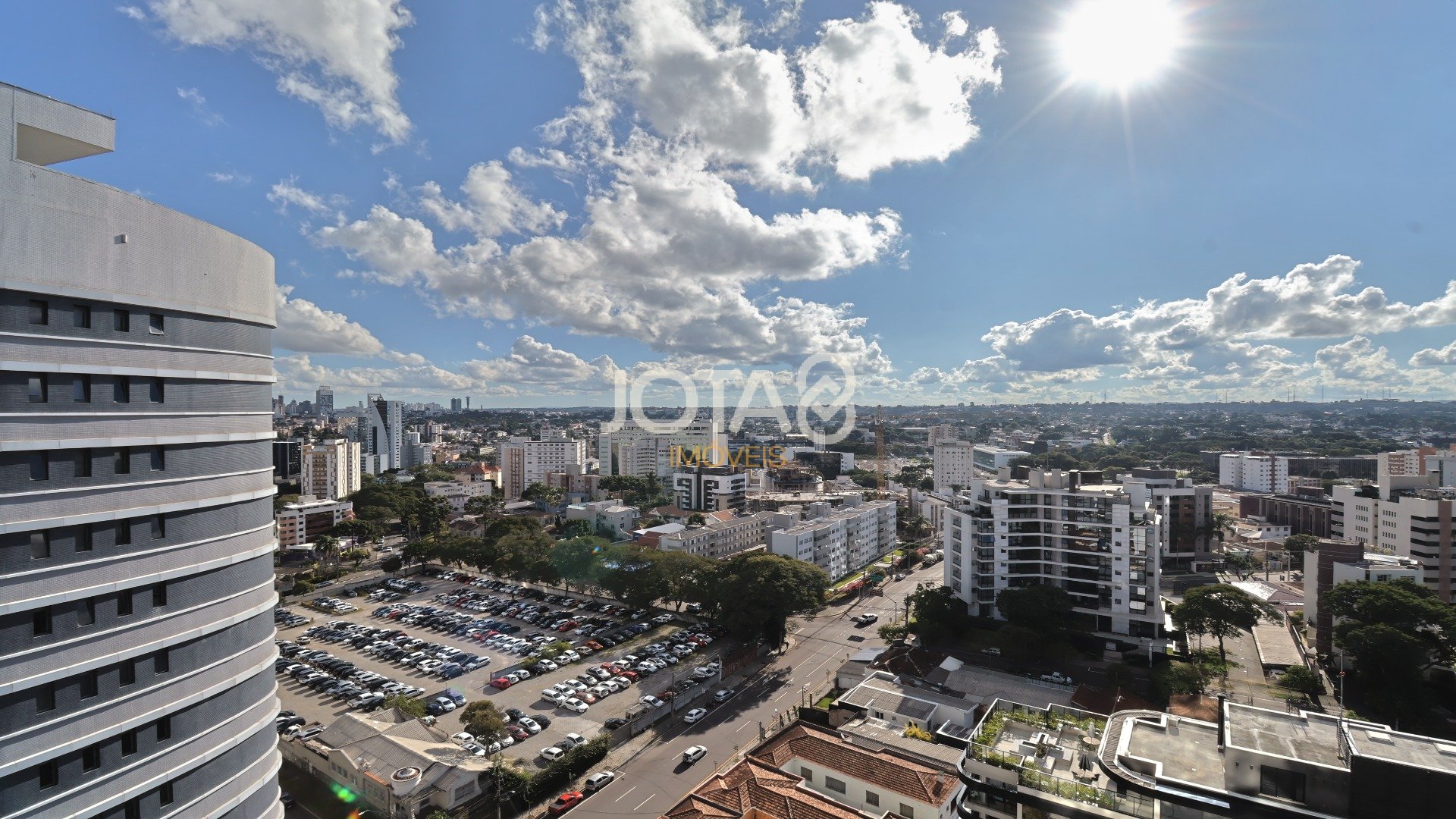 SALA COMERCIAL DE 173,2 M² NO CENTRO EMPRESARIAL NA AV JOÃO GUALBERTO
