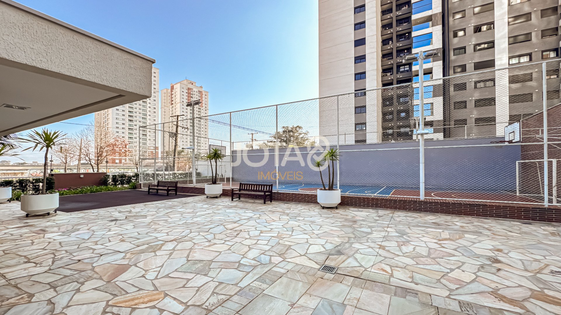 APARTAMENTO COM  3 QUARTOS NO ECOVILLE EM CONDOMINIO CLUBE