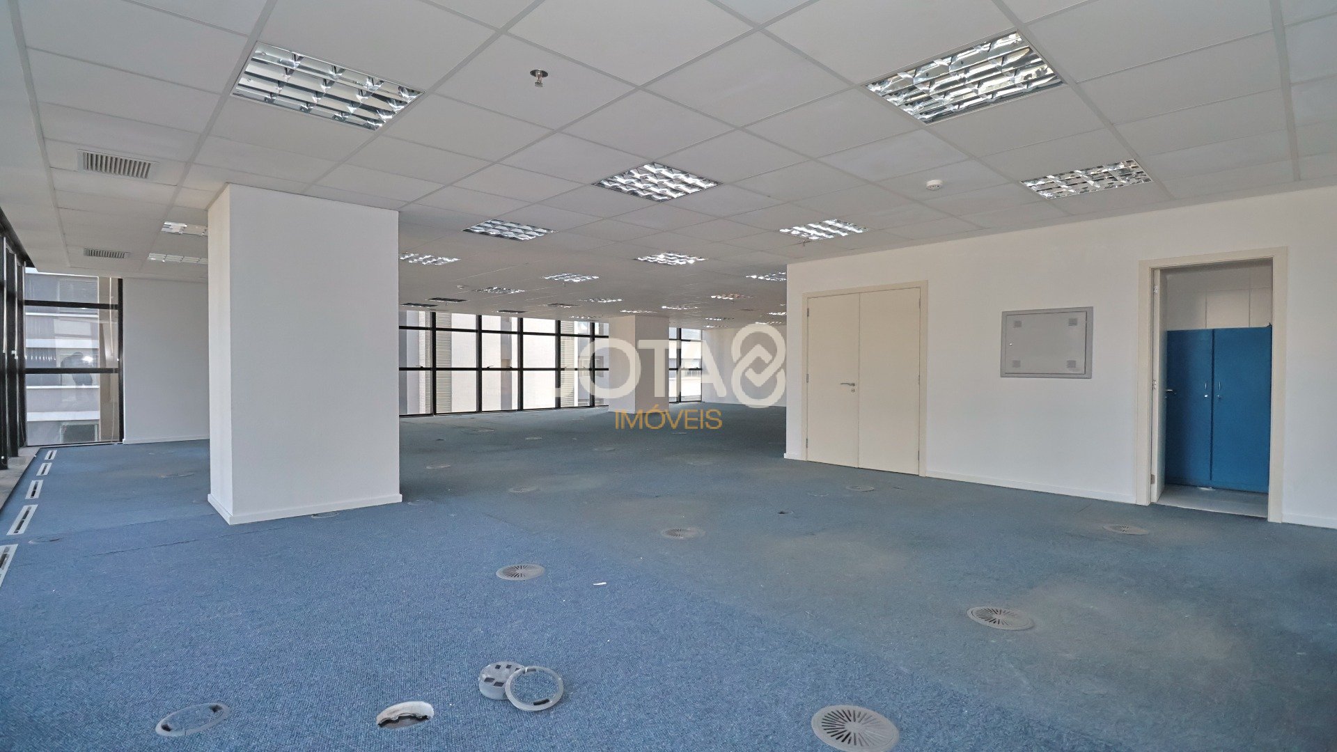 LAJE COMERCIAL DE 351,2M² NA AV JOÃO GUALBERTO - JOTA8 IMÓVEIS