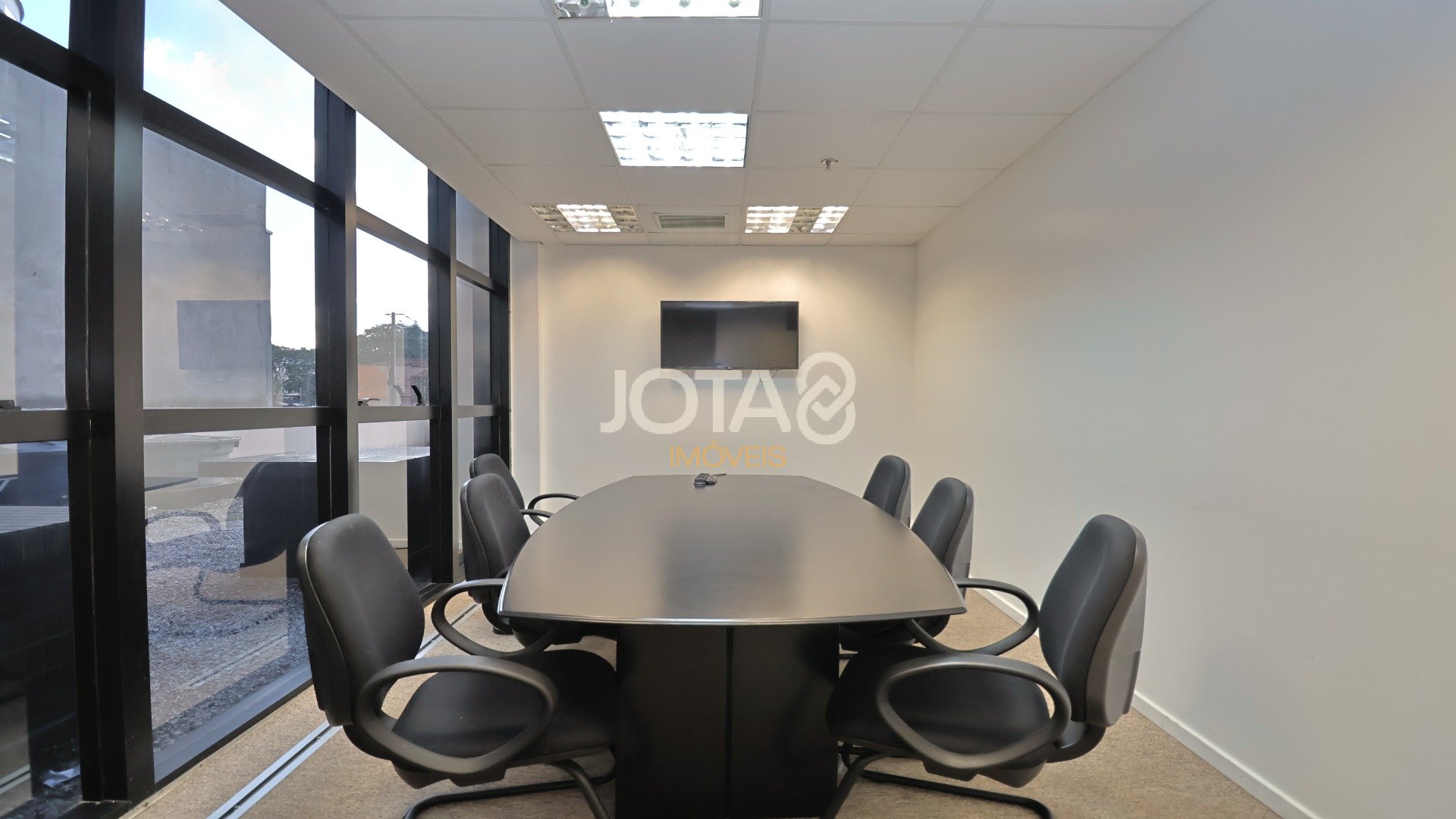 LAJE COMERCIAL DE 351,2M² NA AV JOÃO GUALBERTO - JOTA8 IMÓVEIS