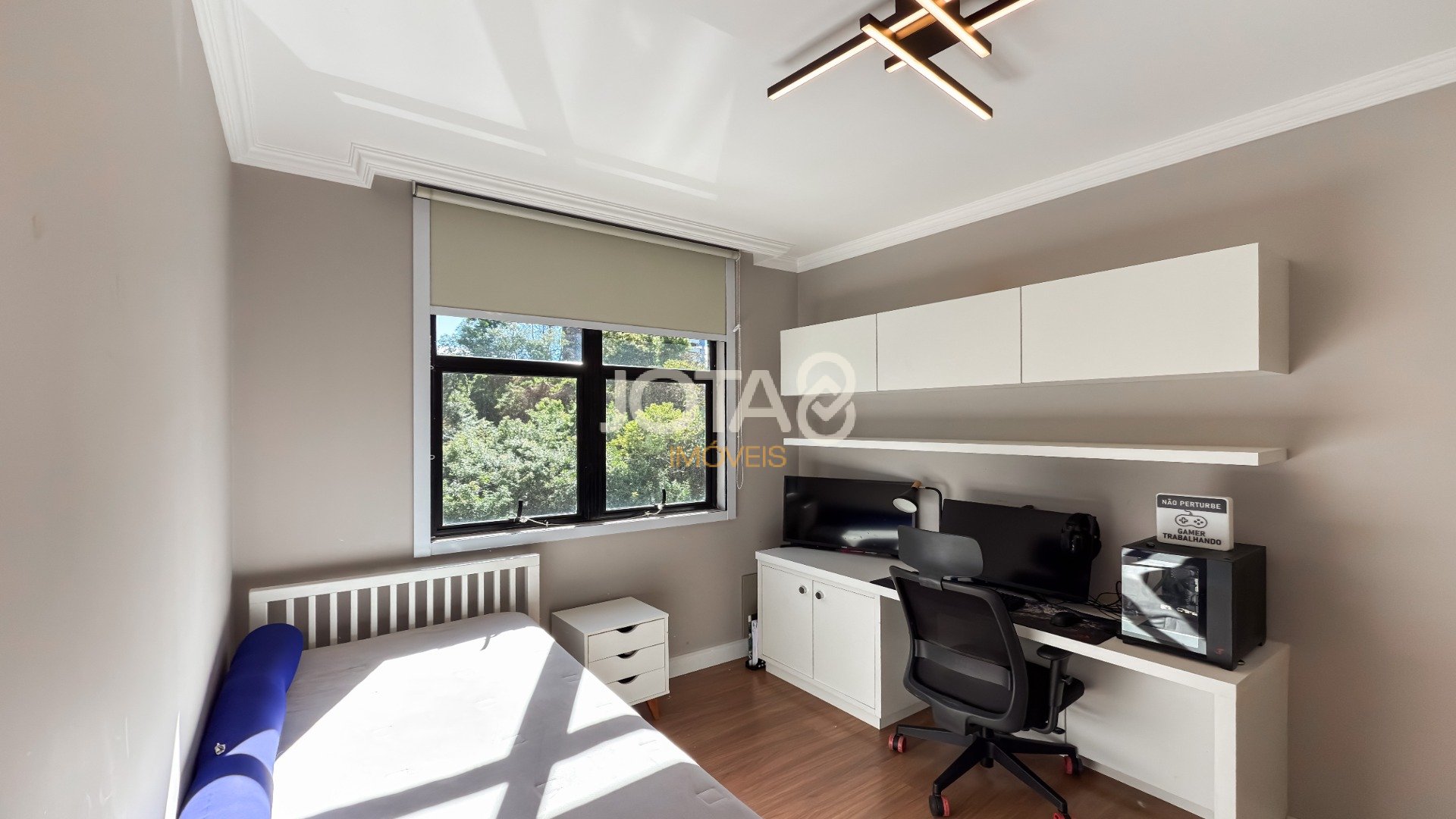 APARTAMENTO DE 4 QUARTOS NO ECOVILLE