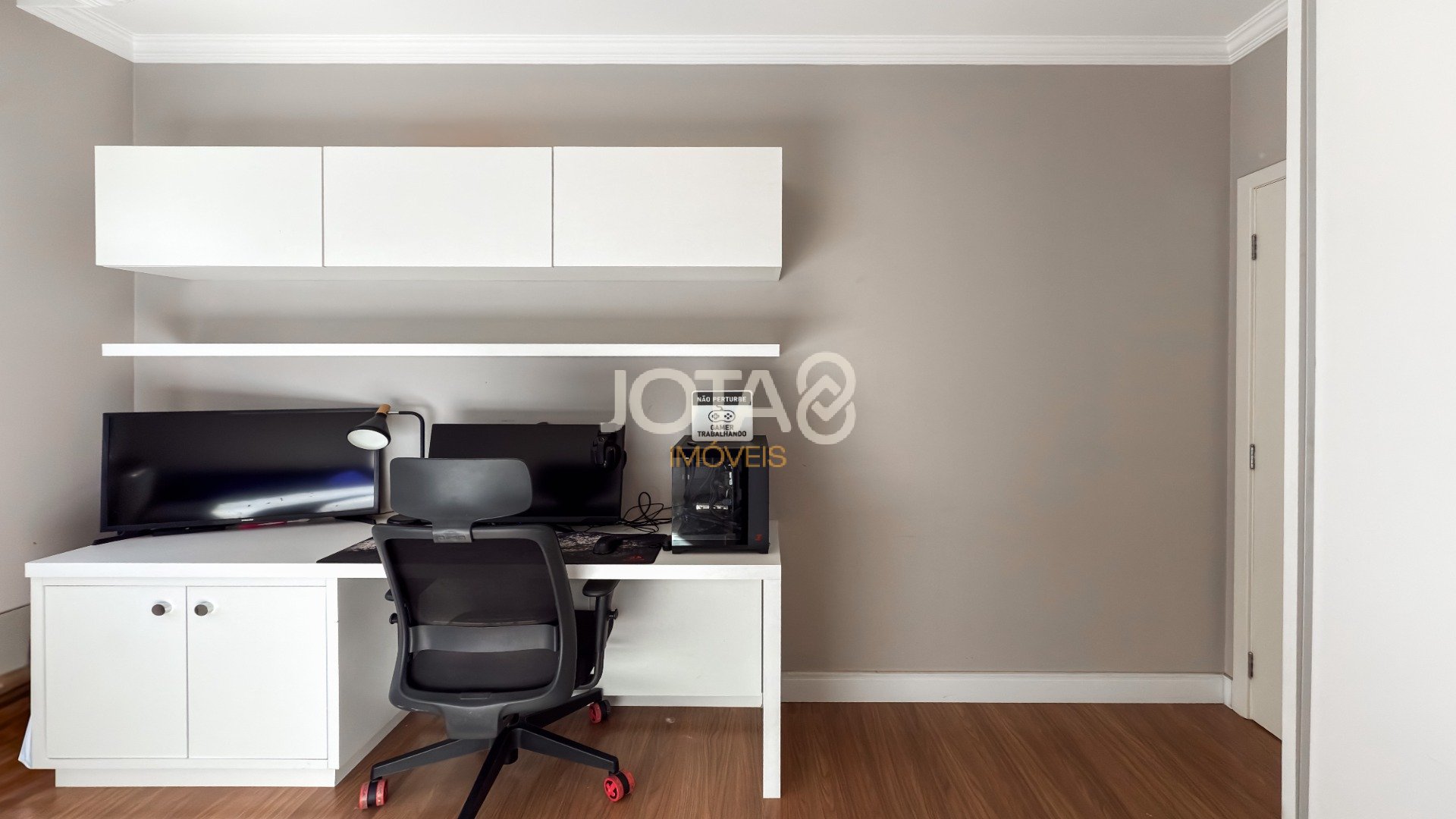 APARTAMENTO DE 4 QUARTOS NO ECOVILLE