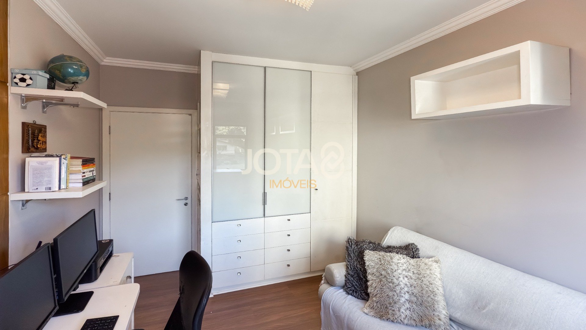 APARTAMENTO DE 4 QUARTOS NO ECOVILLE