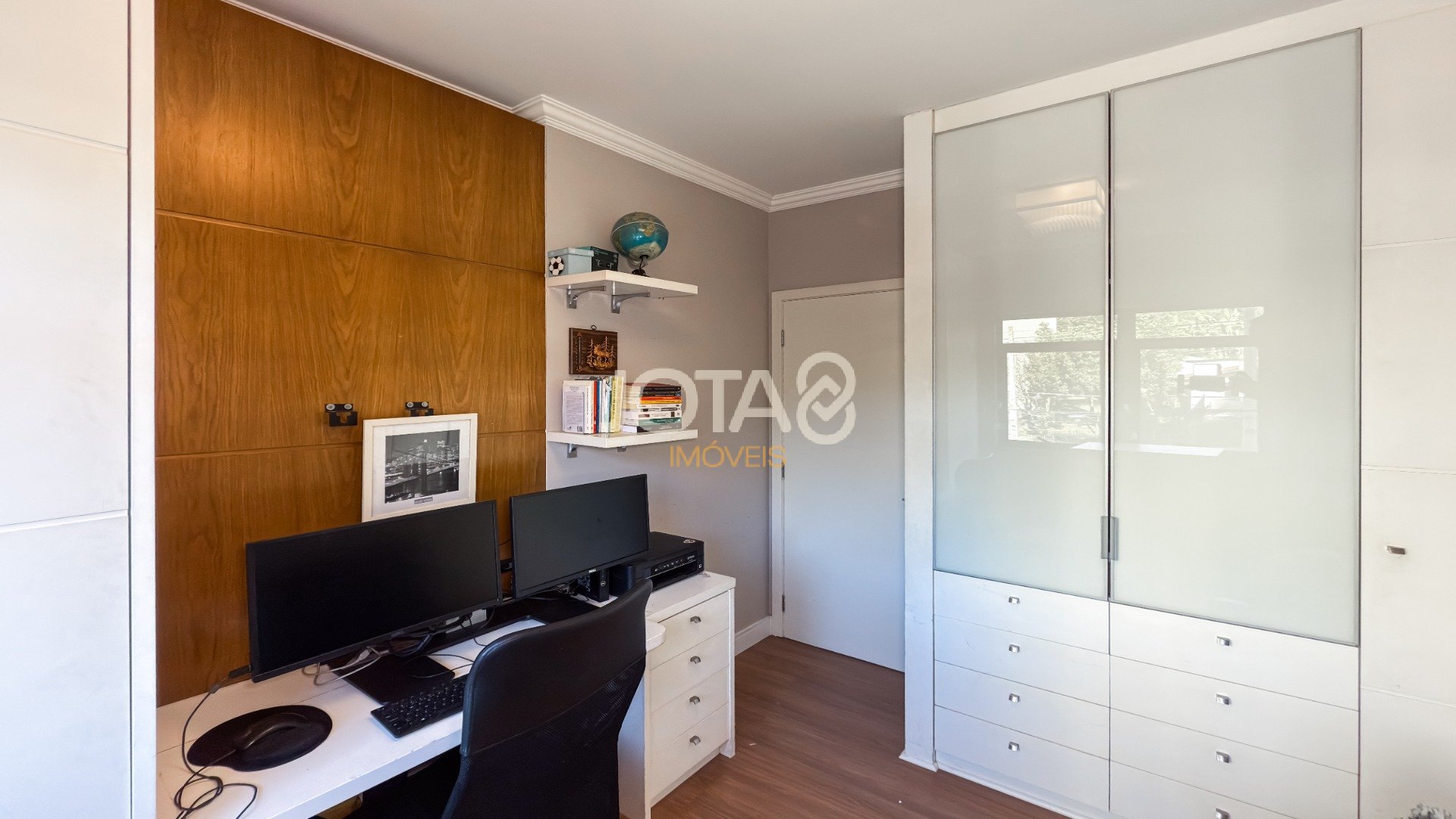 APARTAMENTO DE 4 QUARTOS NO ECOVILLE