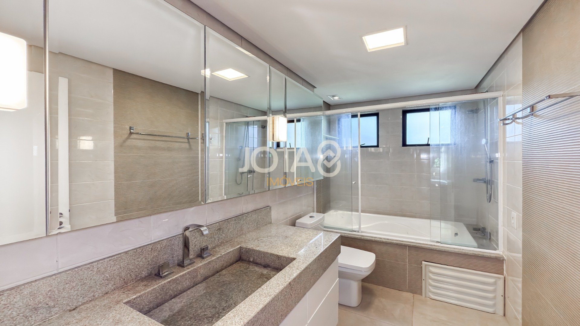 APARTAMENTO DE 4 QUARTOS NO ECOVILLE