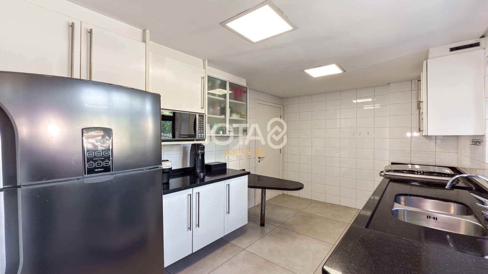 APARTAMENTO DE 4 QUARTOS NO ECOVILLE