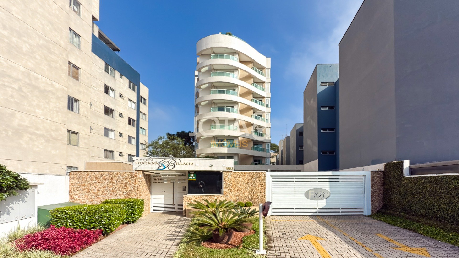 LINDO APARTAMENTO COM 3 QUARTOS, 3 VAGAS NO JUVEVÊ