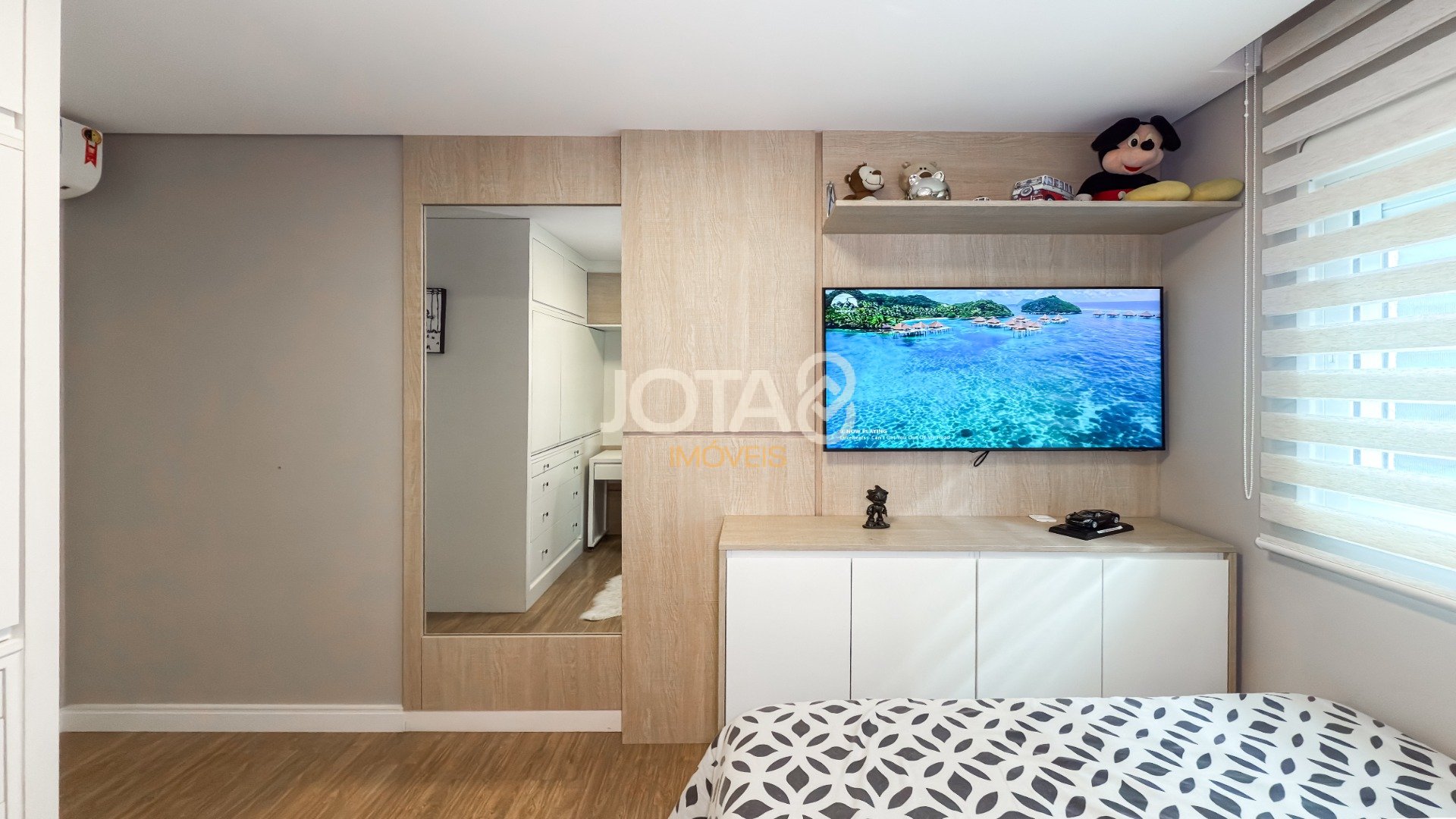 LINDO APARTAMENTO COM 3 QUARTOS, 3 VAGAS NO JUVEVÊ