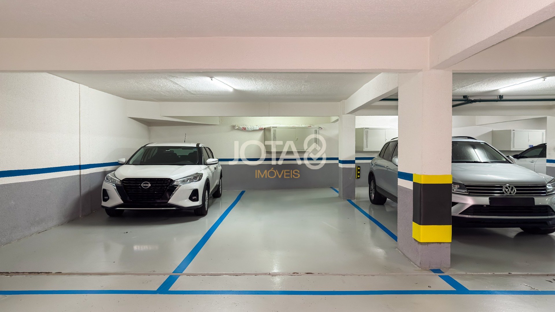 LINDO APARTAMENTO COM 3 QUARTOS, 3 VAGAS NO JUVEVÊ