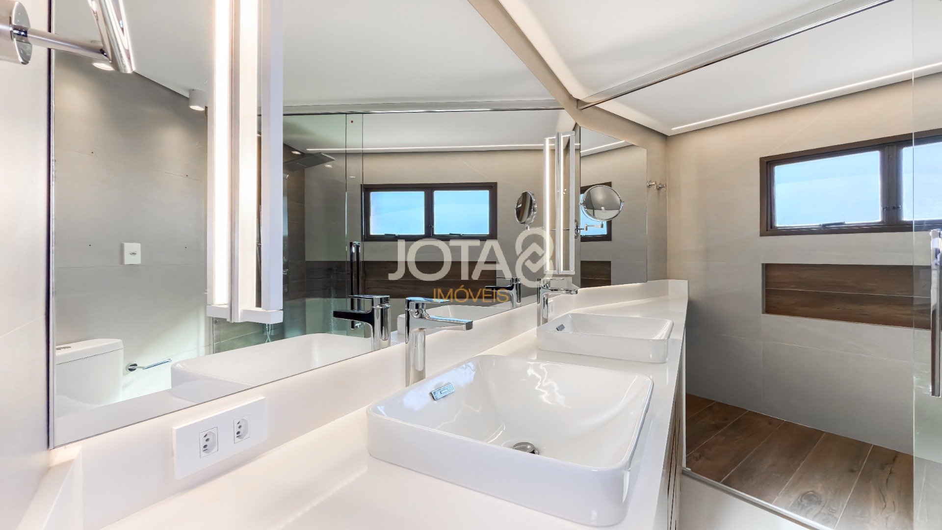 APARTAMENTO COM 3 QUARTOS ESCRITÓRIO 3 VAGAS NO ECOVILLE