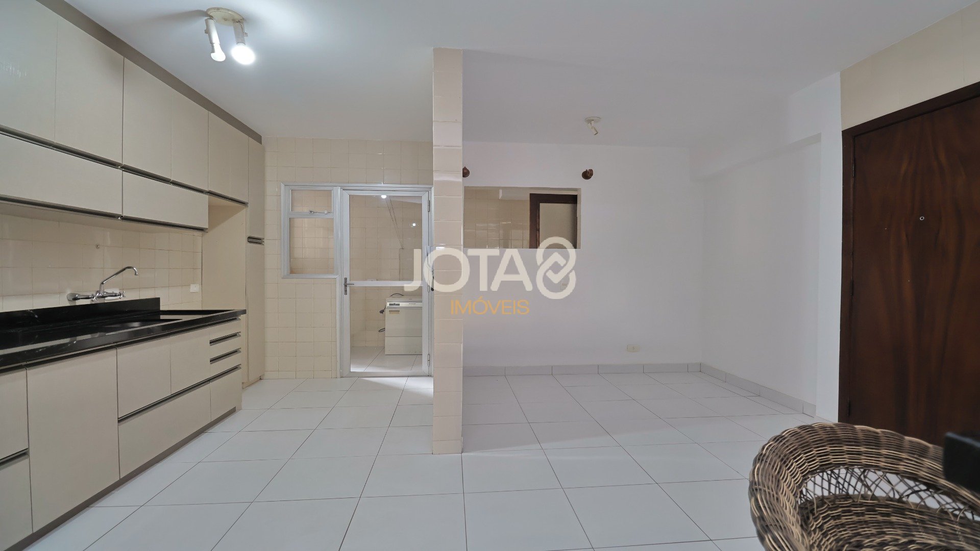 APARTAMENTO 3 QUARTOS NO JUVEVÊ - LOCALIZAÇÃO PRIVILEGIADA!