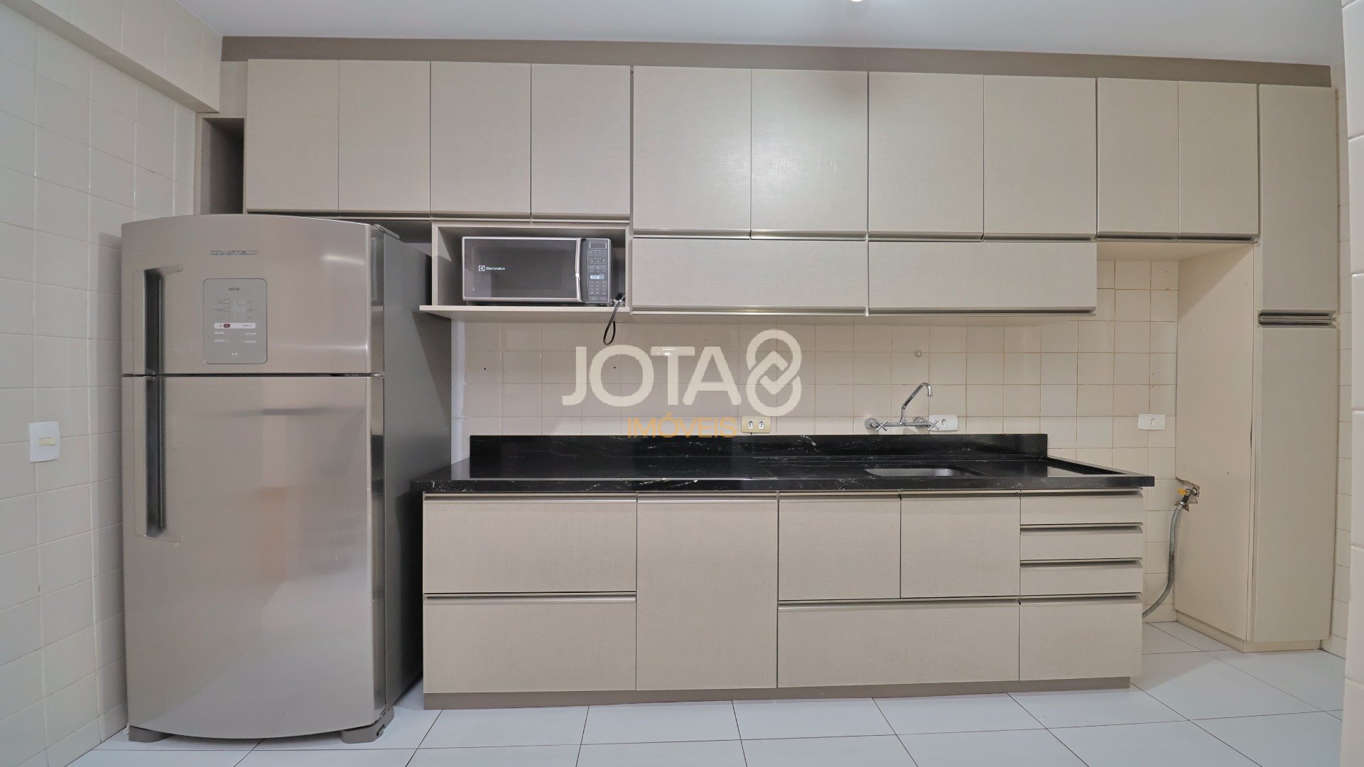 APARTAMENTO 3 QUARTOS NO JUVEVÊ - LOCALIZAÇÃO PRIVILEGIADA!