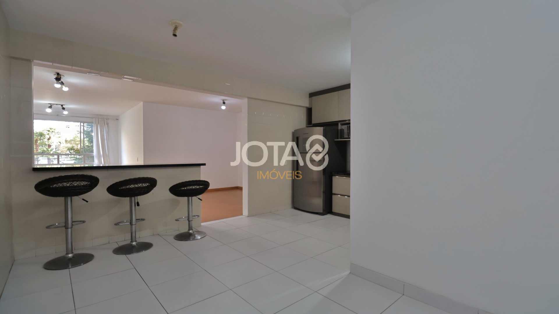 APARTAMENTO 3 QUARTOS NO JUVEVÊ - LOCALIZAÇÃO PRIVILEGIADA!