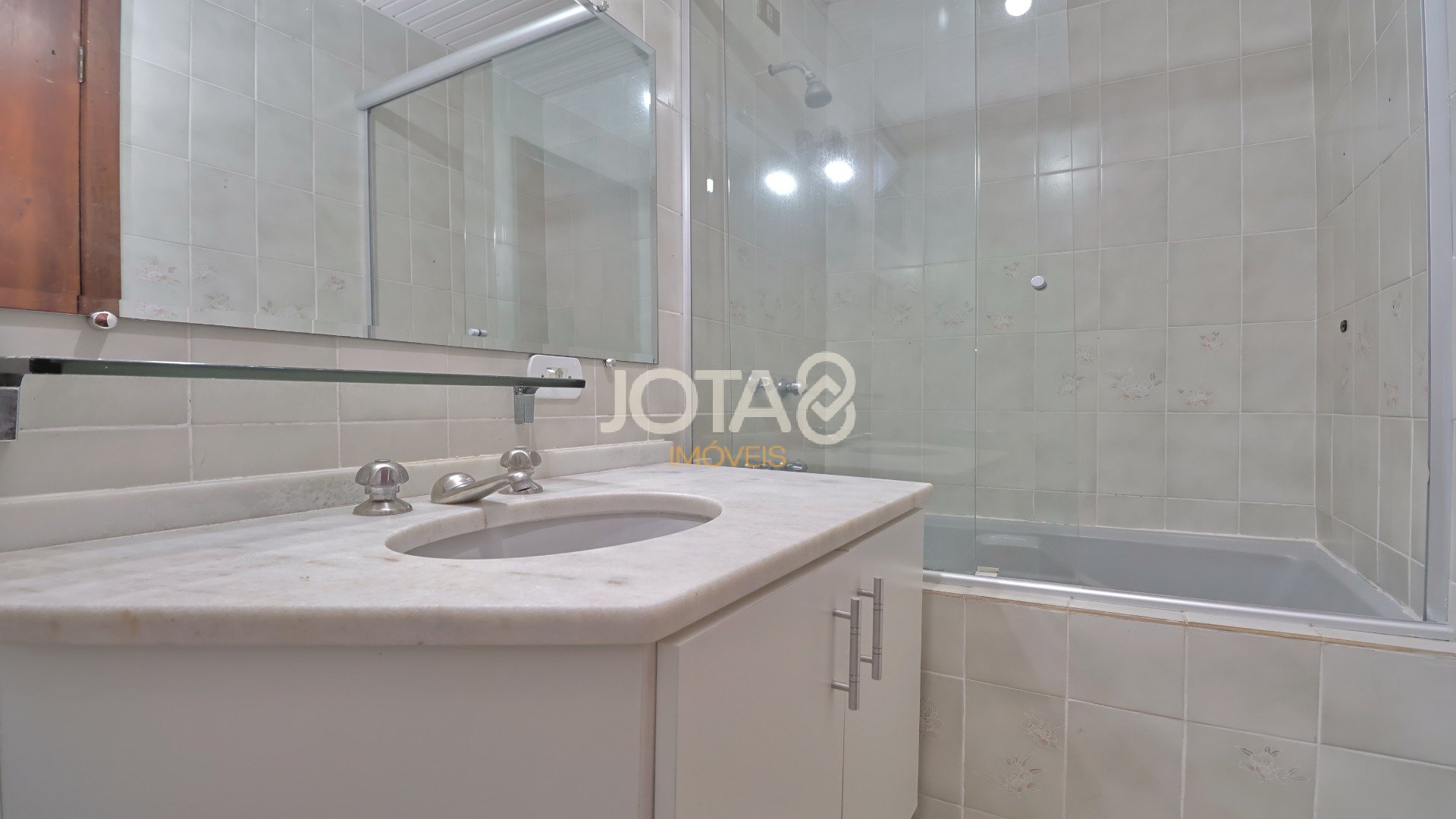 APARTAMENTO 3 QUARTOS NO JUVEVÊ - LOCALIZAÇÃO PRIVILEGIADA!