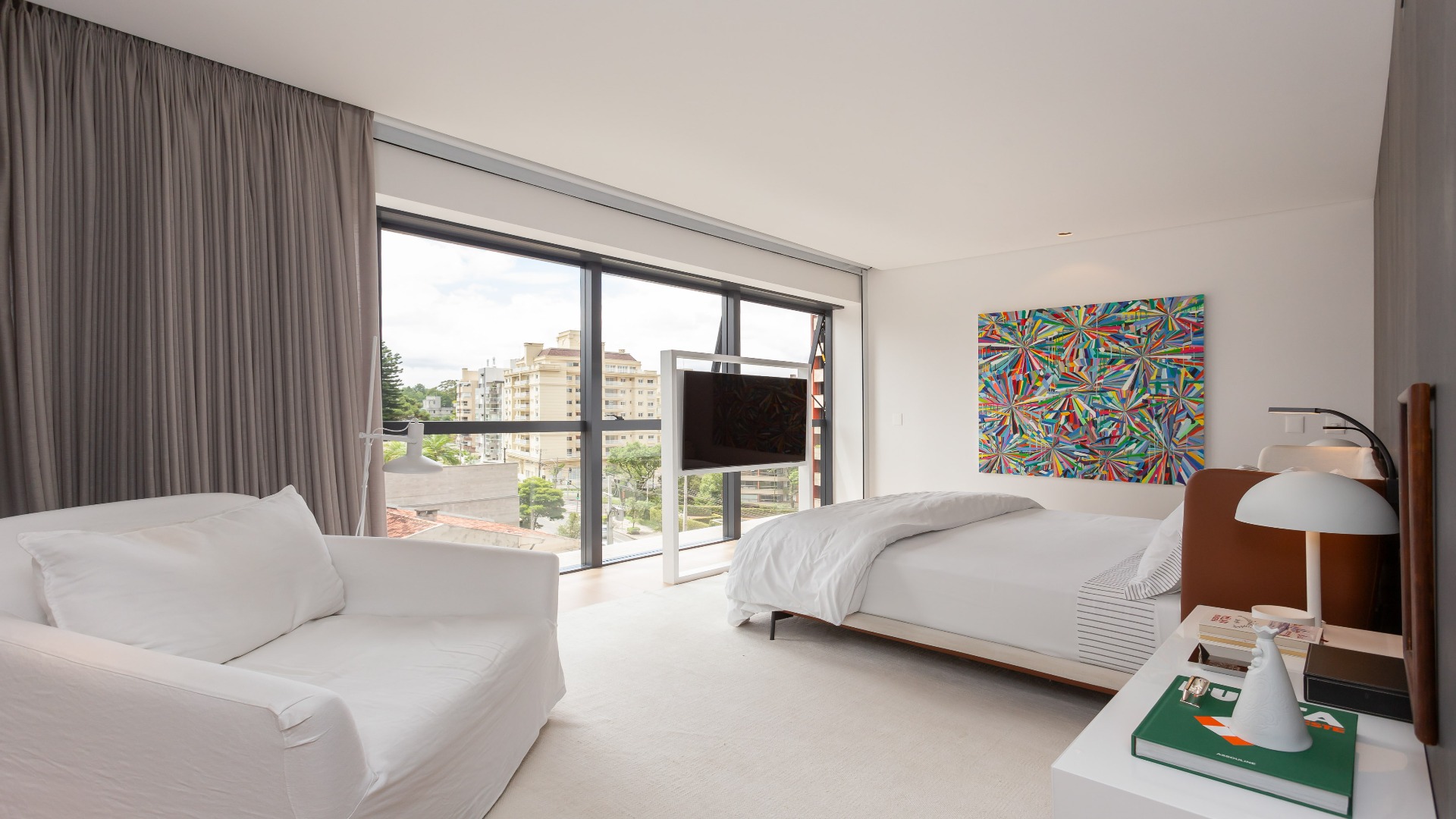 APARTAMENTO IMPECÁVEL COM 3 SUÍTES NO CABRAL