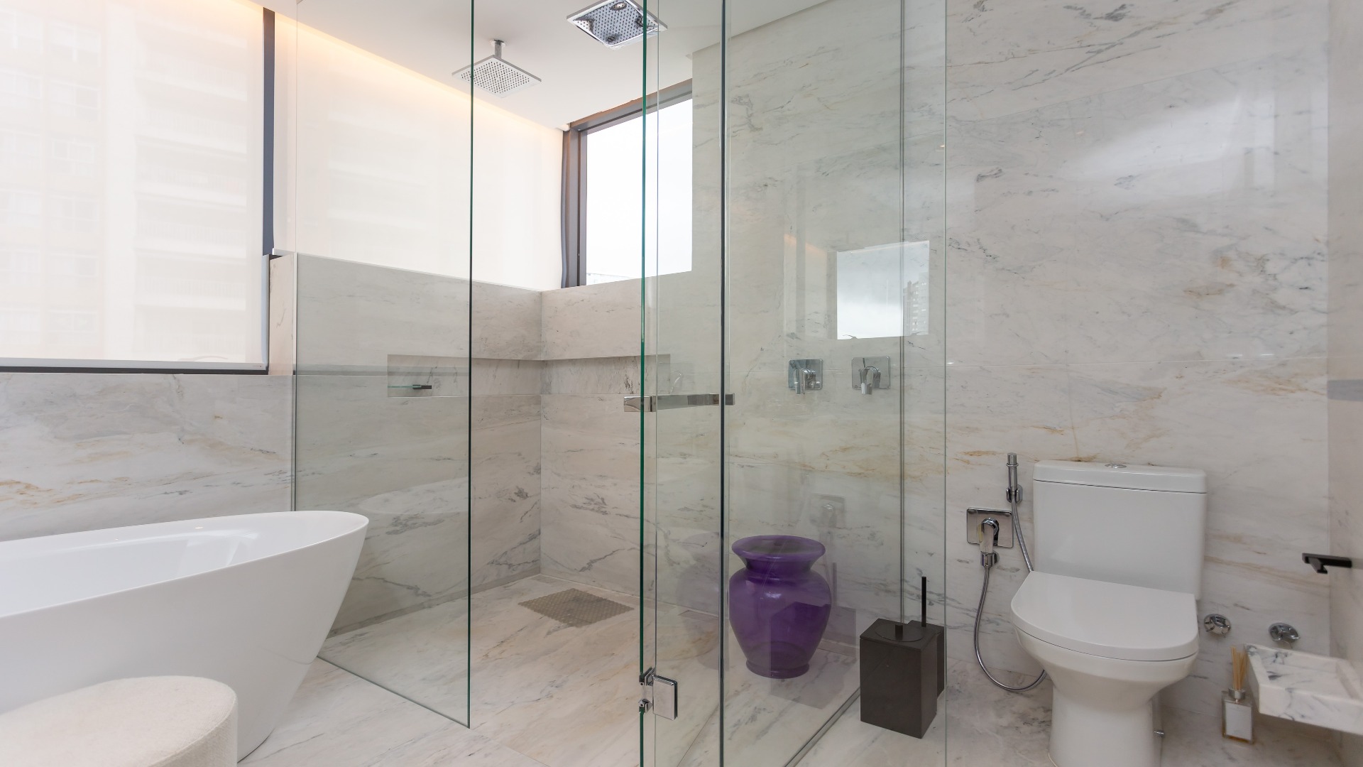 APARTAMENTO IMPECÁVEL COM 3 SUÍTES NO CABRAL