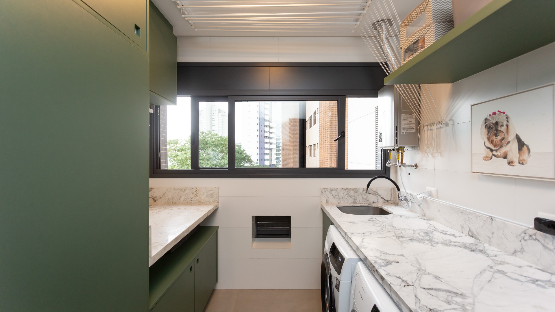APARTAMENTO IMPECÁVEL COM 3 SUÍTES NO CABRAL