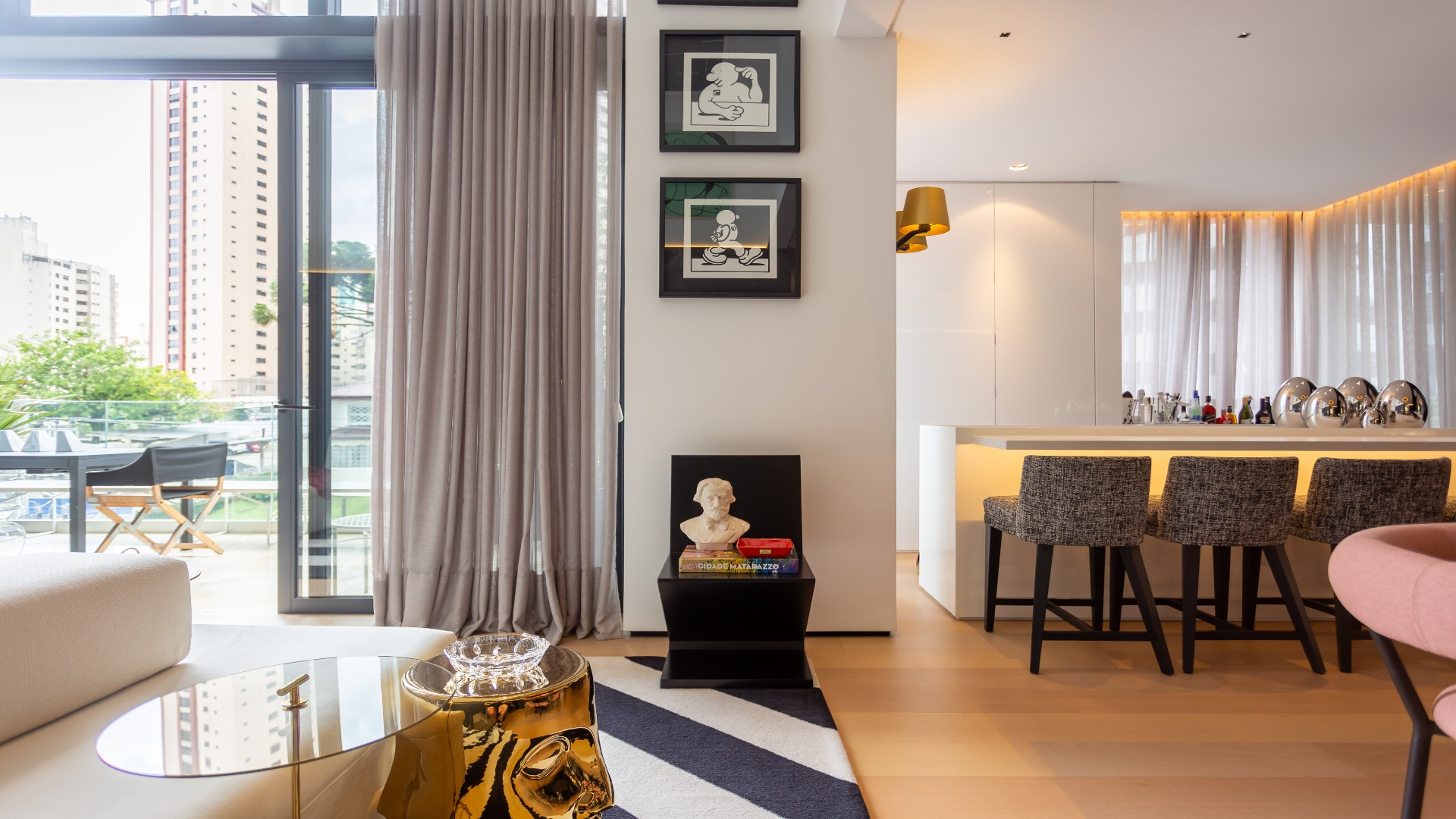 APARTAMENTO IMPECÁVEL COM 3 SUÍTES NO CABRAL