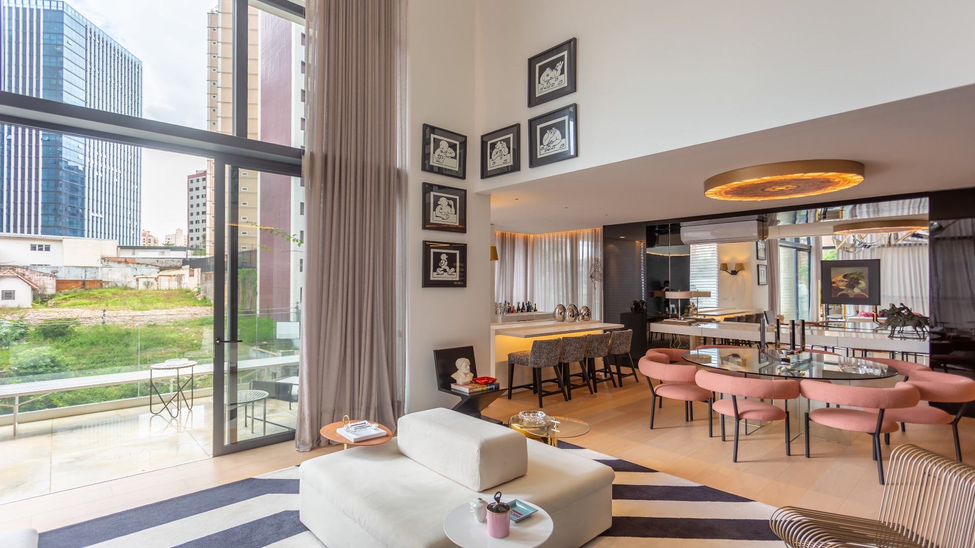APARTAMENTO IMPECÁVEL COM 3 SUÍTES NO CABRAL