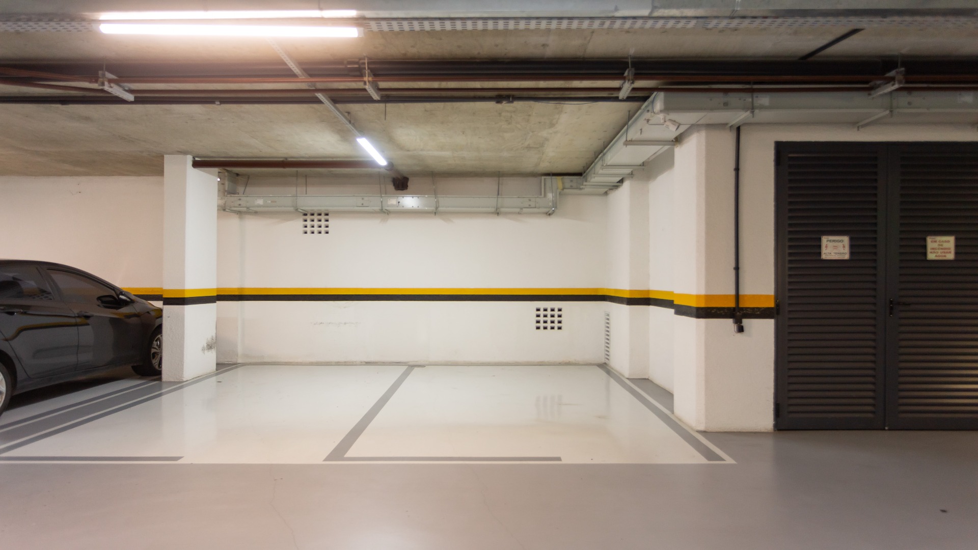 APARTAMENTO IMPECÁVEL COM 3 SUÍTES NO CABRAL