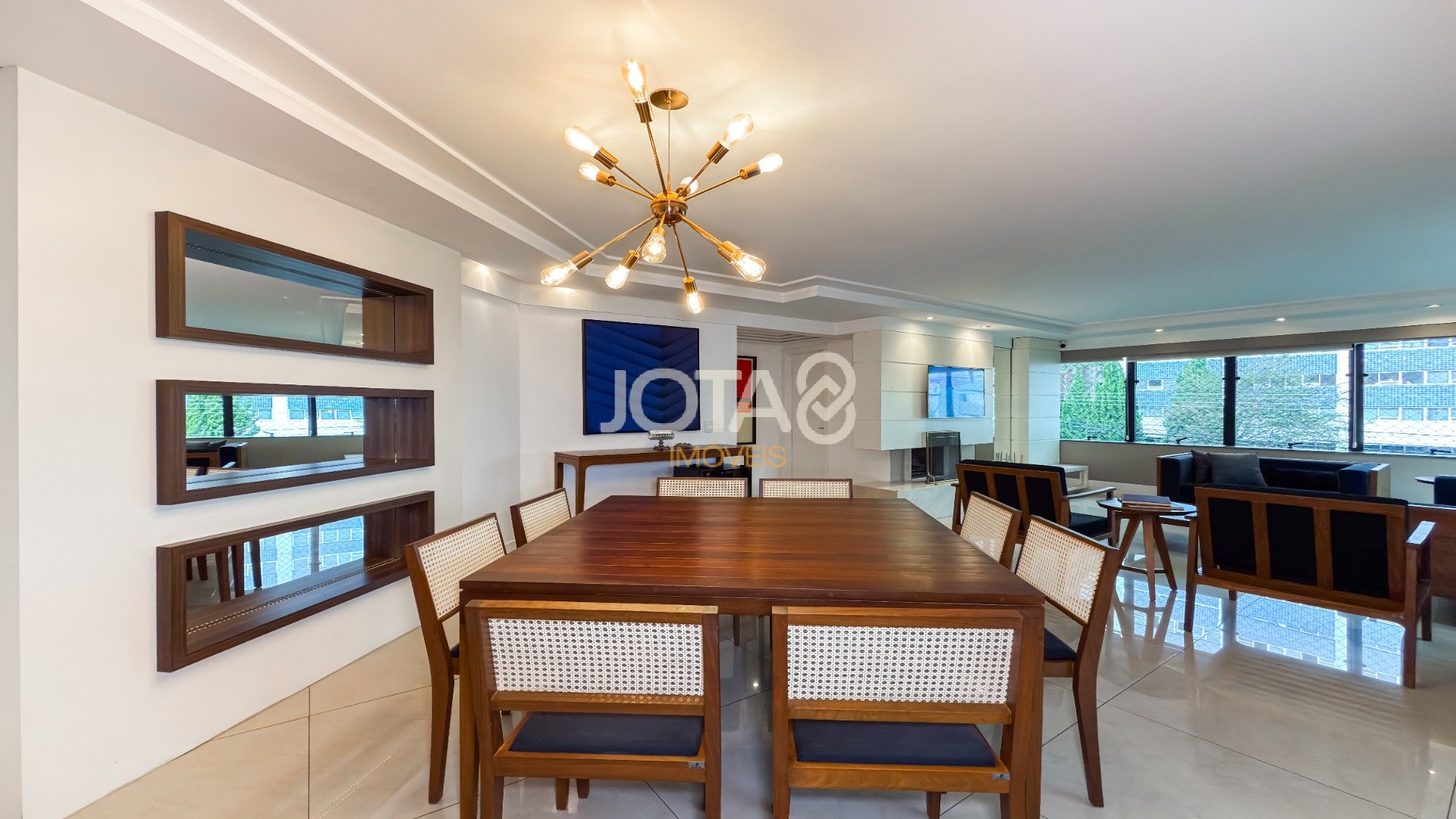 APARTAMENTO IMPECÁVEL COM 3 QUARTOS NO BATEL