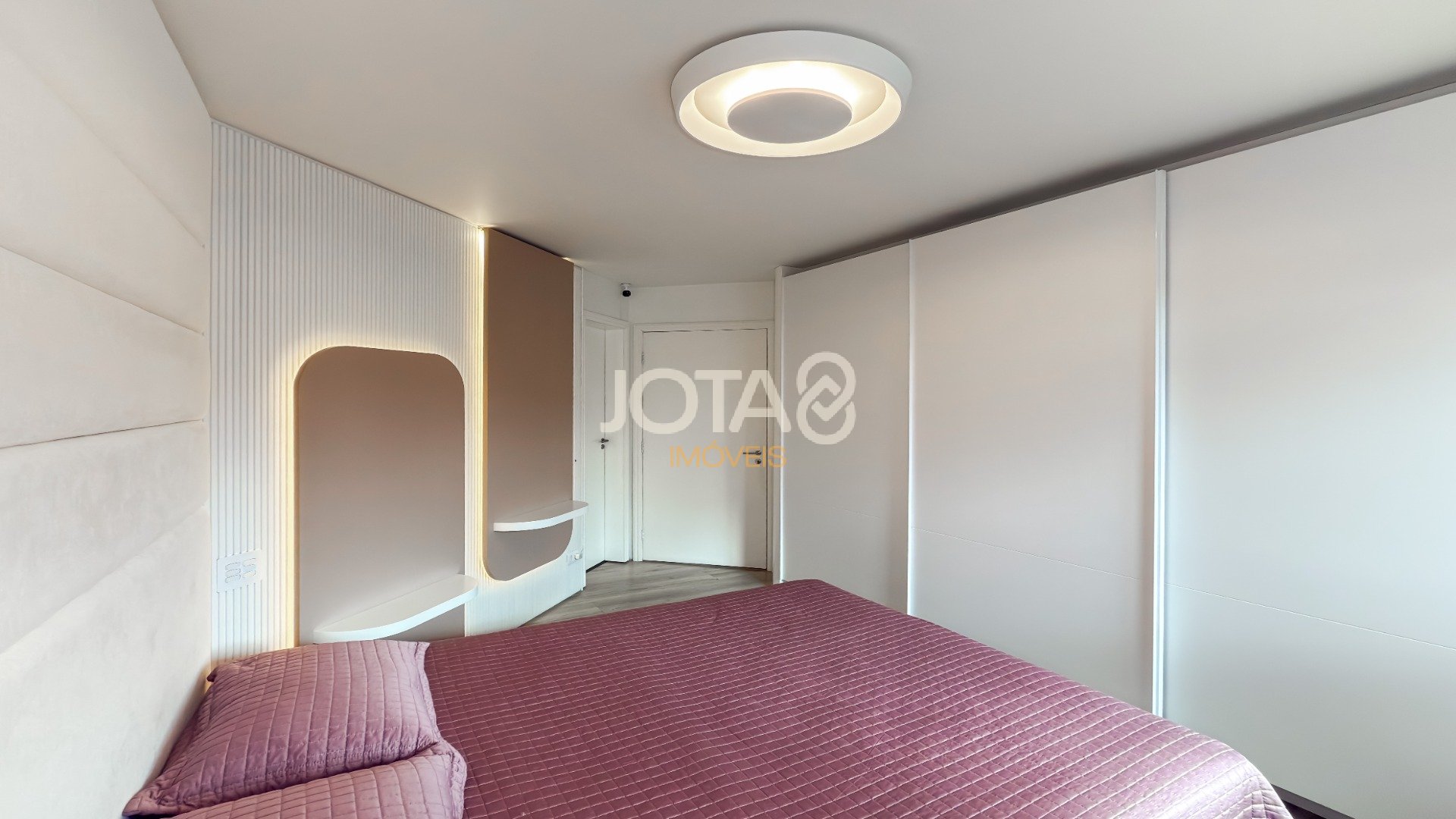 APARTAMENTO IMPECÁVEL COM 3 QUARTOS NO BATEL