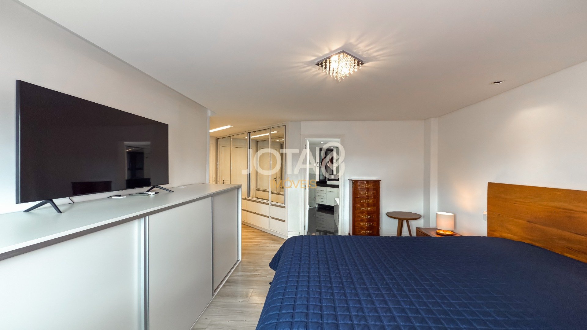 APARTAMENTO IMPECÁVEL COM 3 QUARTOS NO BATEL