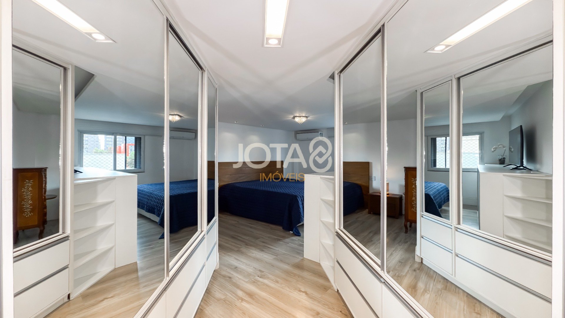 APARTAMENTO IMPECÁVEL COM 3 QUARTOS NO BATEL