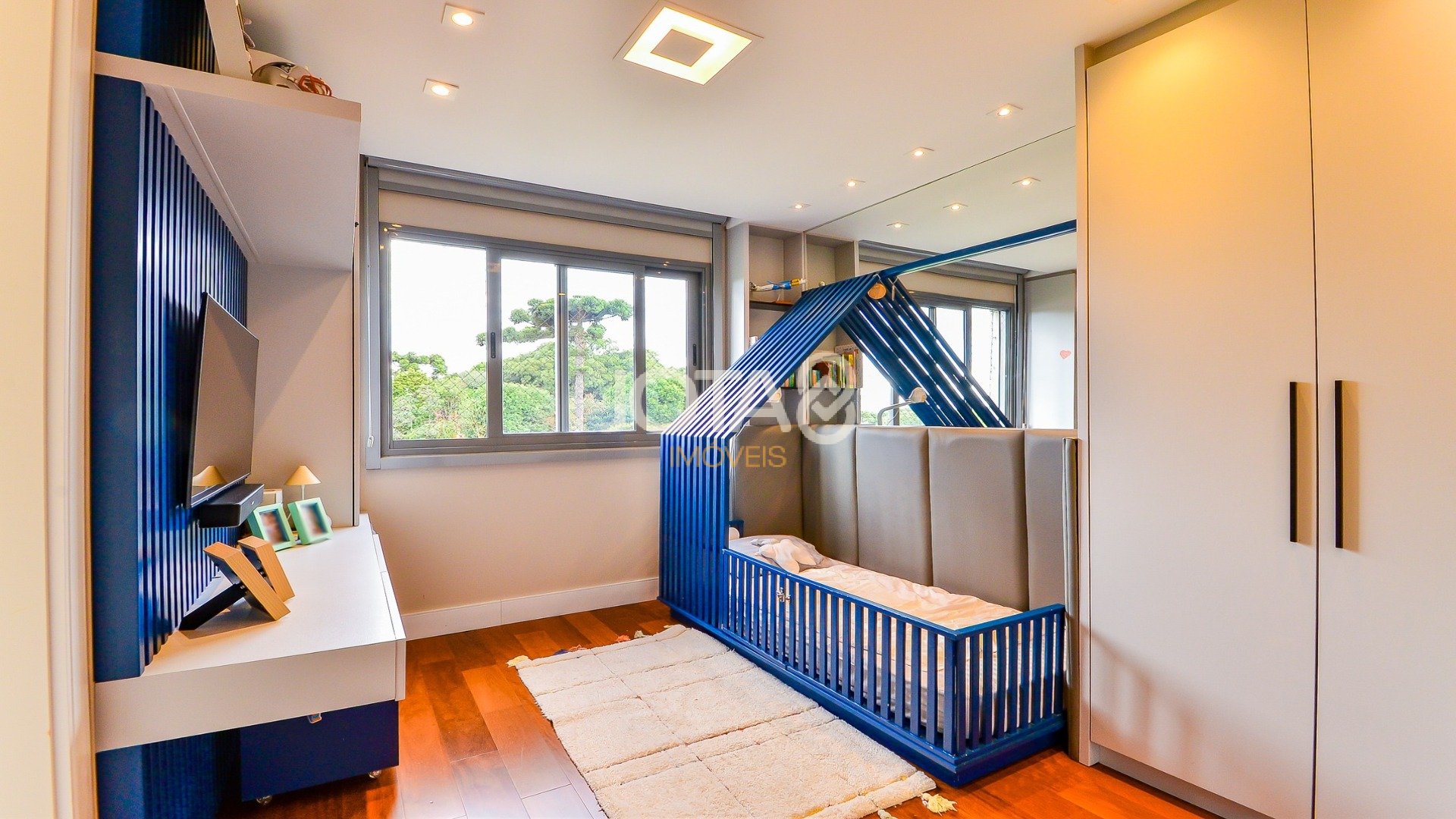 APARTAMENTO ECOVILLE 3 SUÍTES 4 VAGAS FACE NORTE