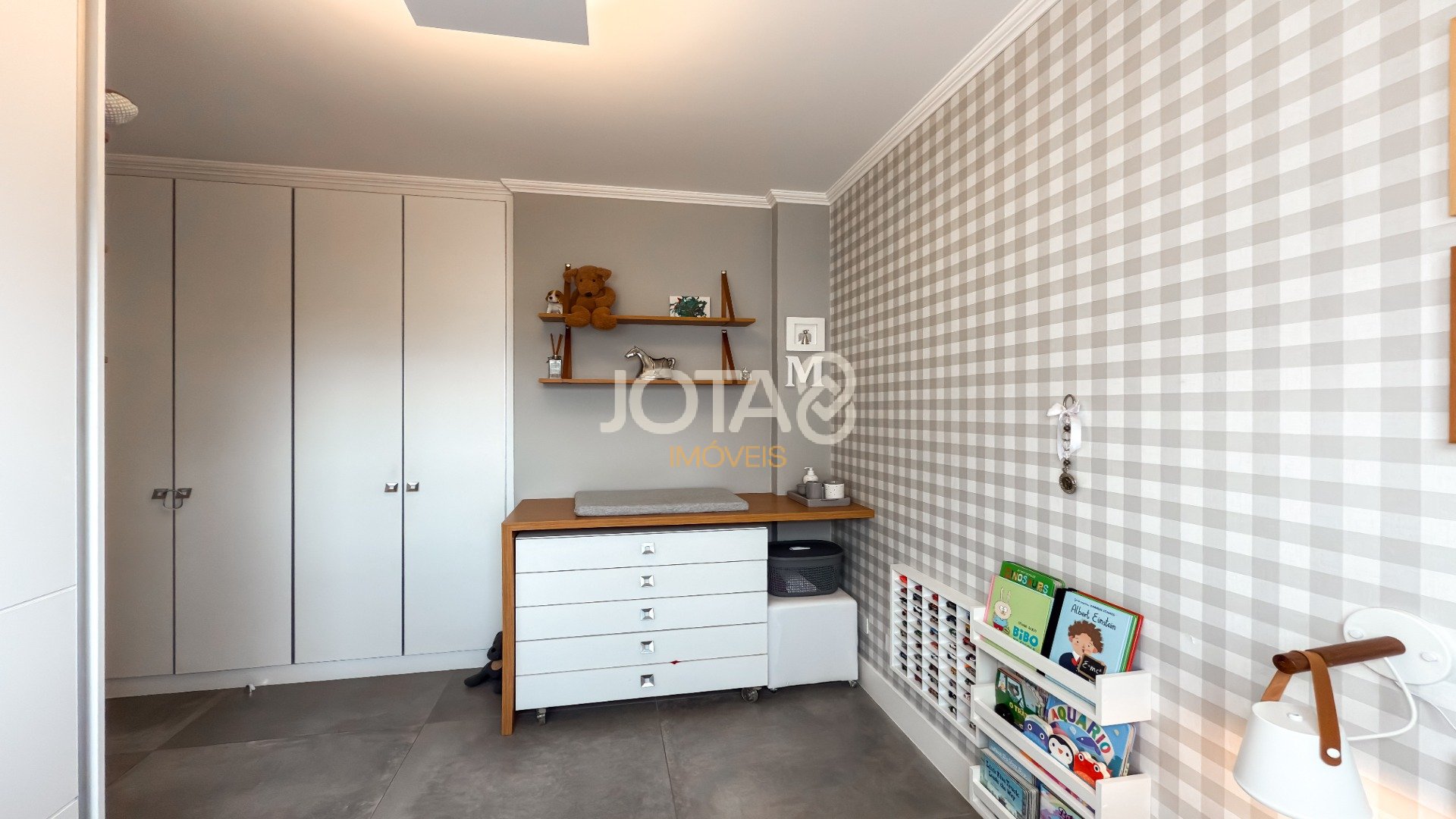 APARTAMENTO 02 QUARTOS - 01 VAGA - BIGORRILHO