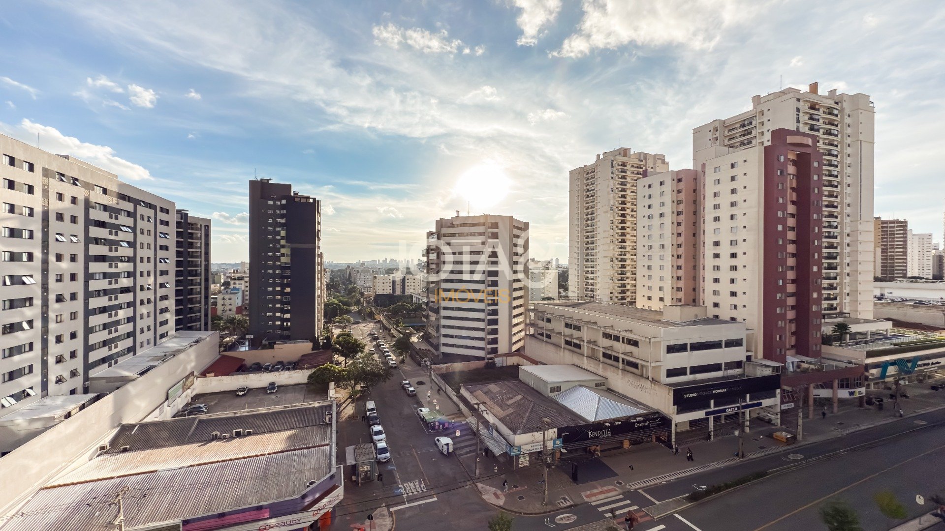 APARTAMENTO 3 QUARTOS EM CONDOMÍNIO CLUBE NO ÁGUA VERDE