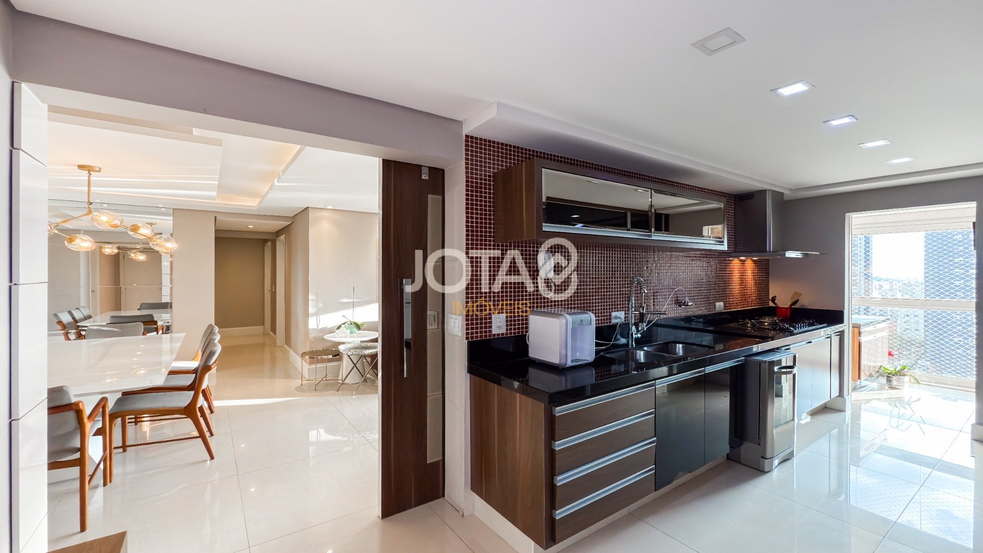 APARTAMENTO 3 QUARTOS EM CONDOMÍNIO CLUBE NO ÁGUA VERDE