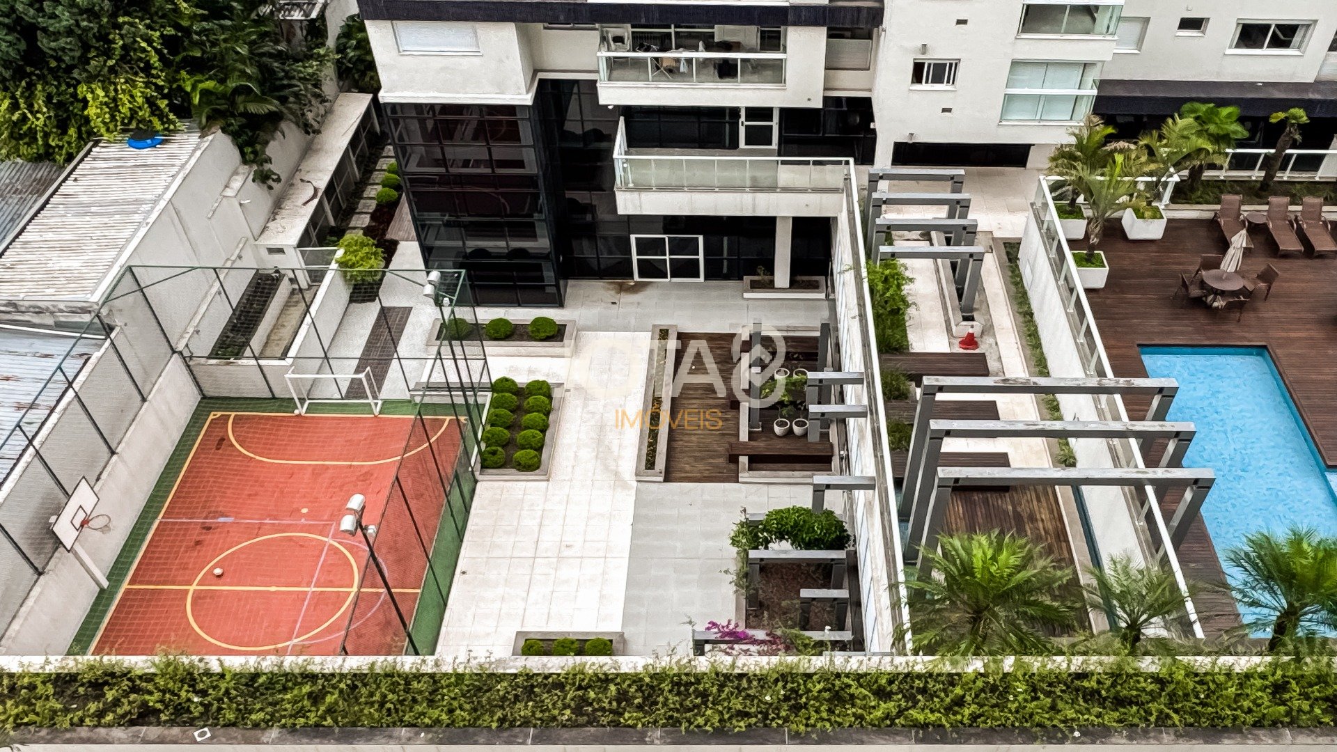 APARTAMENTO 3 QUARTOS EM CONDOMÍNIO CLUBE NO ÁGUA VERDE