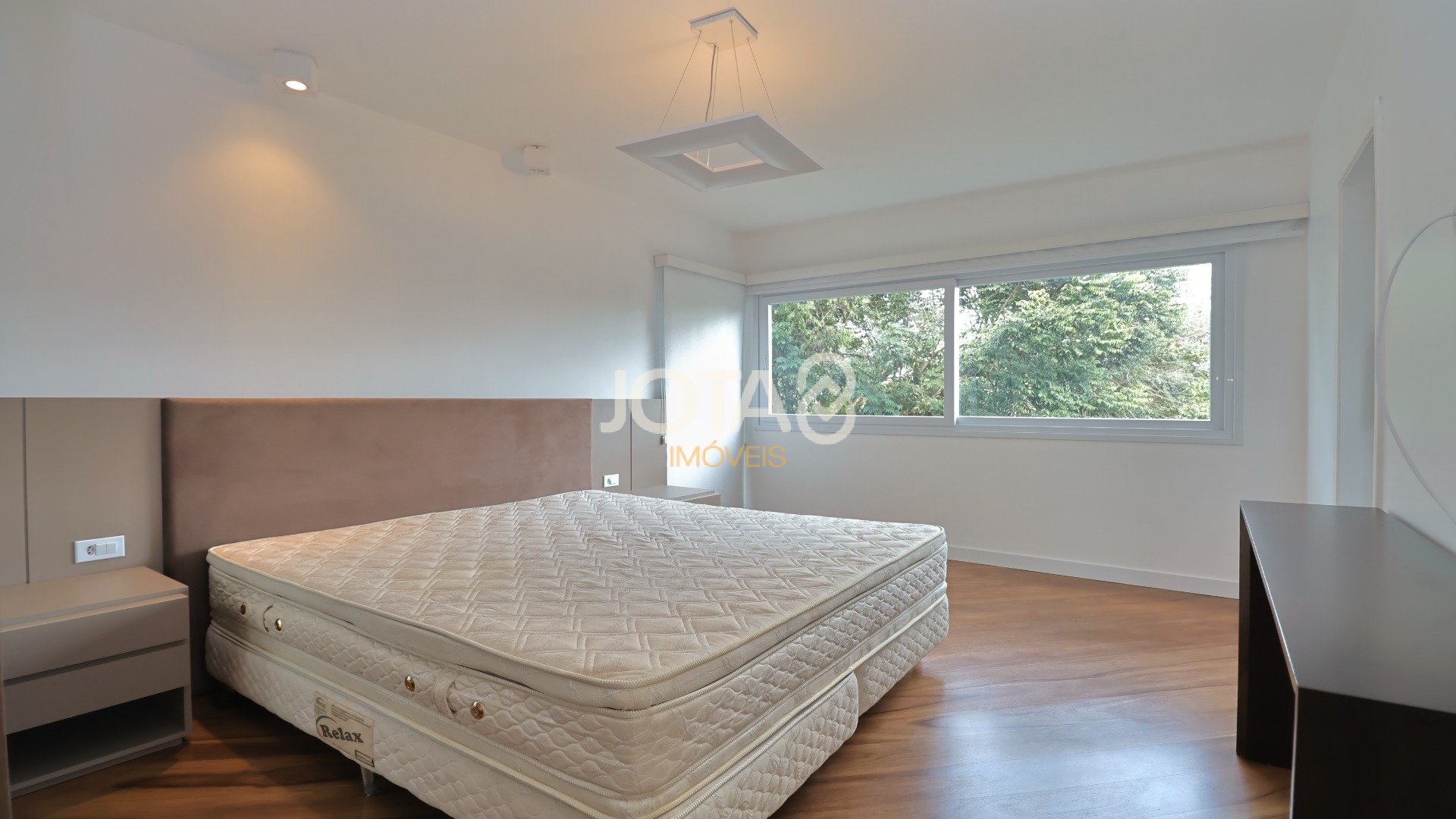CASA PARA LOCAÇÃO NO CONDOMÍNIO VISTA VERDE