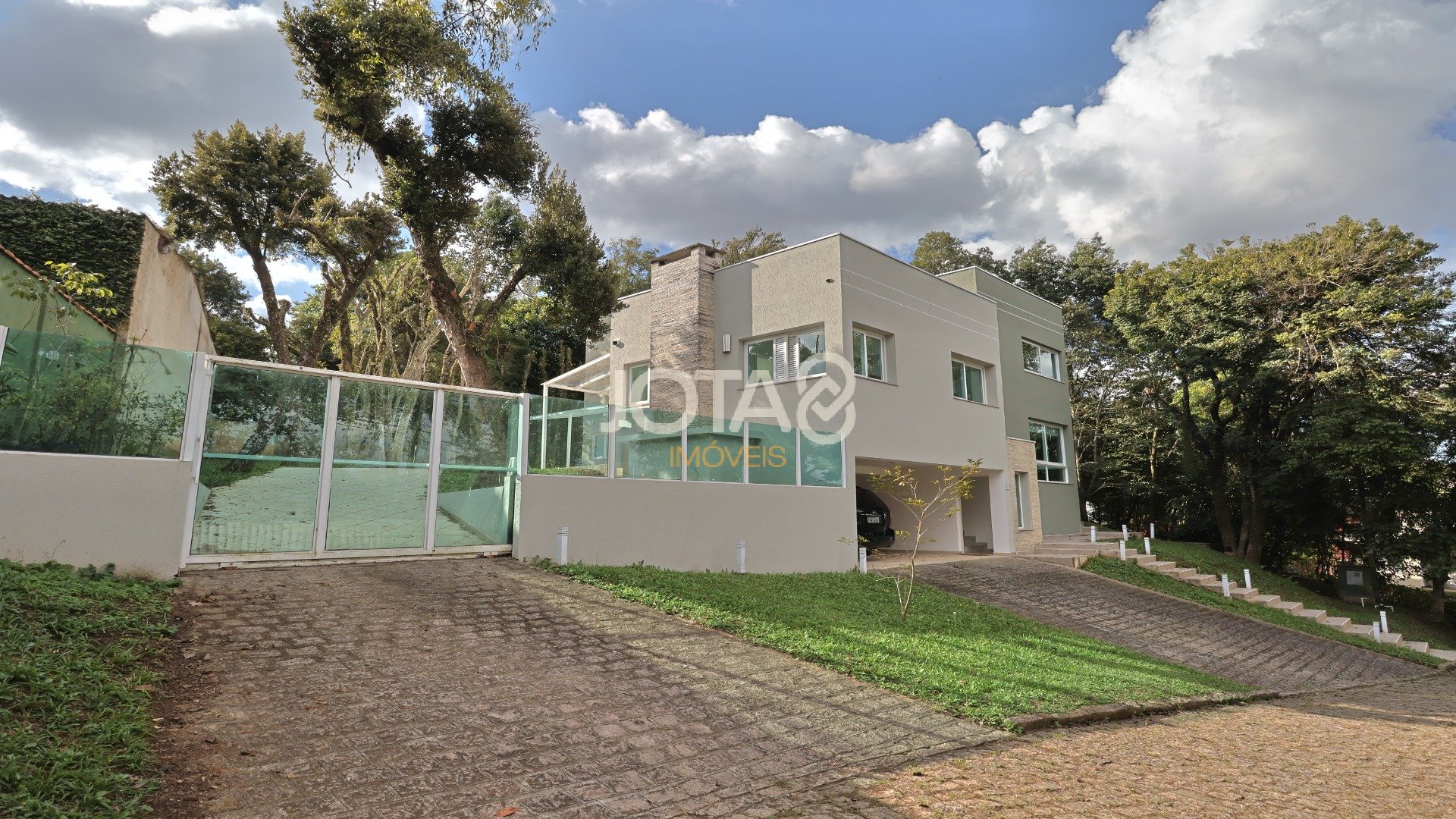 CASA PARA LOCAÇÃO NO CONDOMÍNIO VISTA VERDE