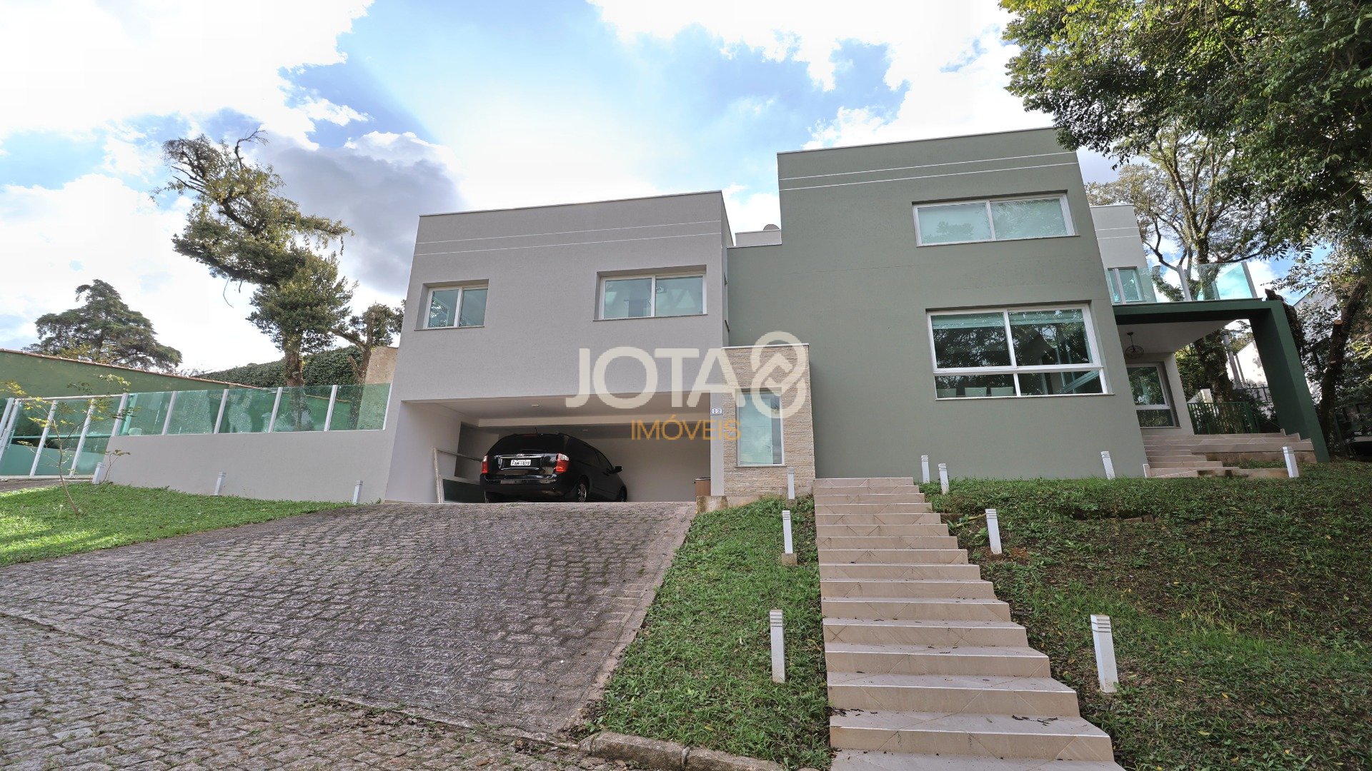 CASA PARA LOCAÇÃO NO CONDOMÍNIO VISTA VERDE